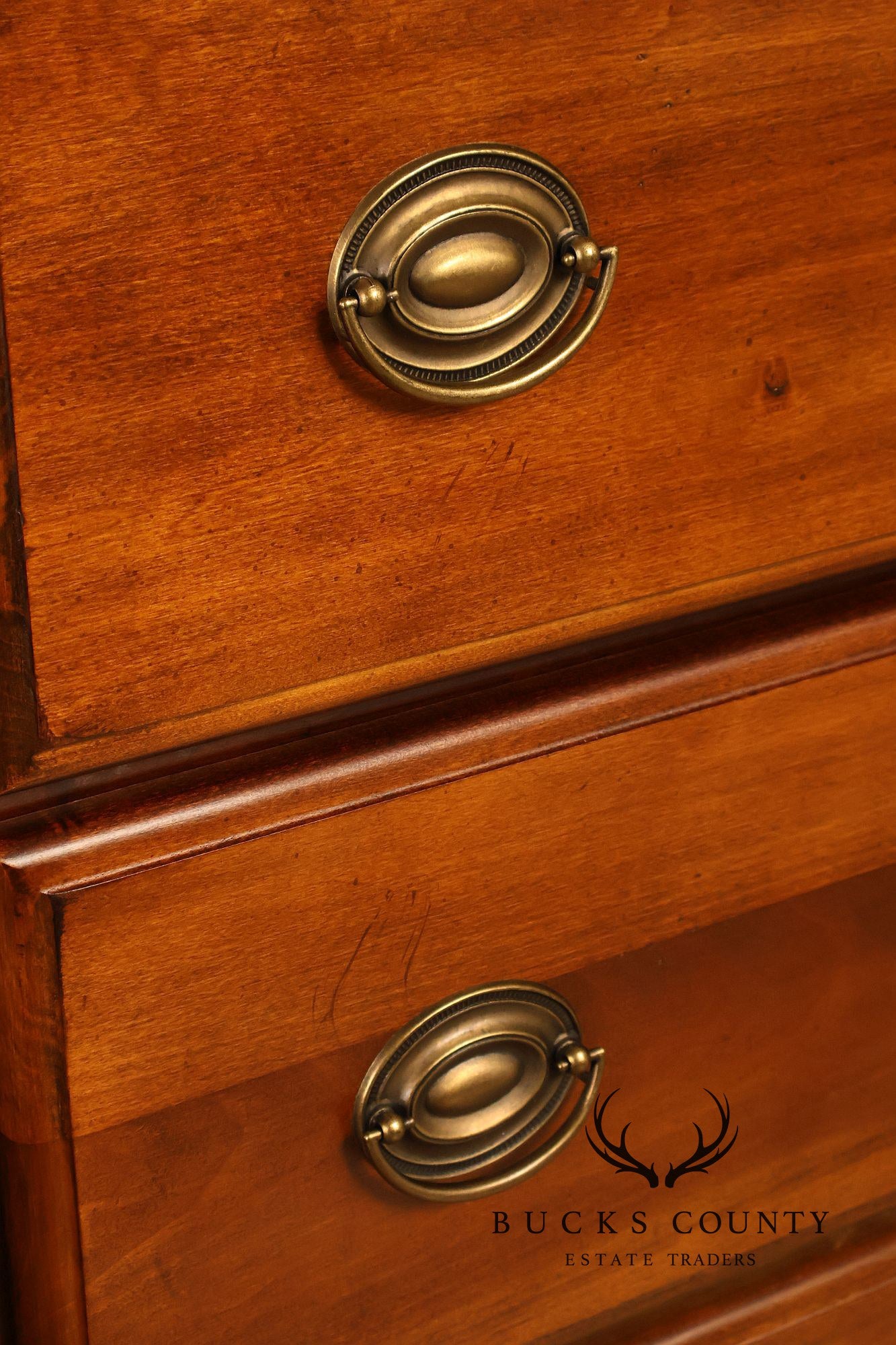Broyhill Traditional 5 Drawer Tall Chest