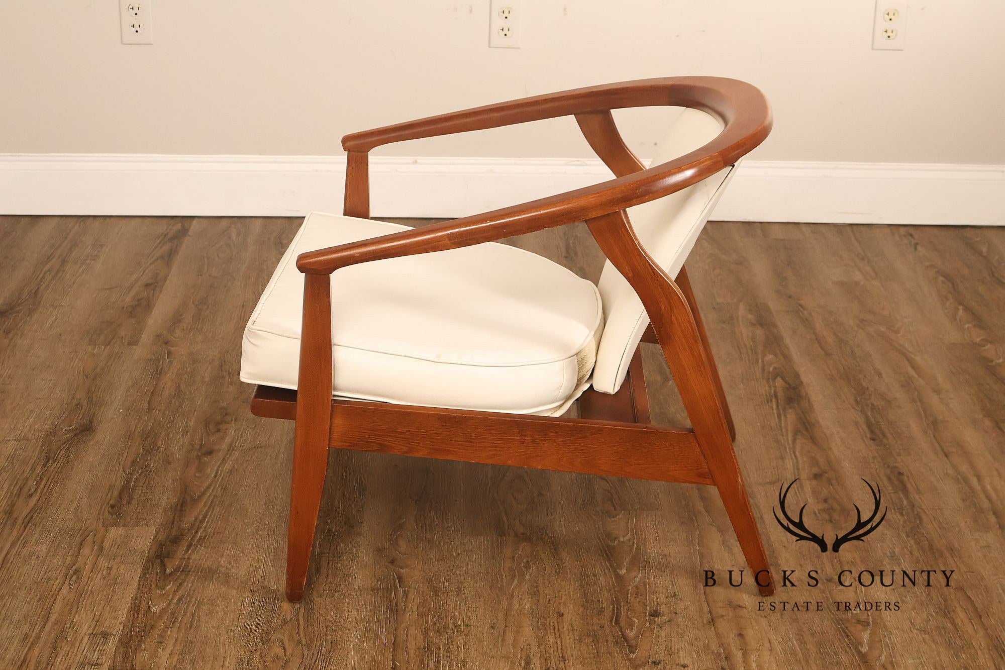 Home Chair Co. Danish Modern Style Curved Back Lounge Chair
