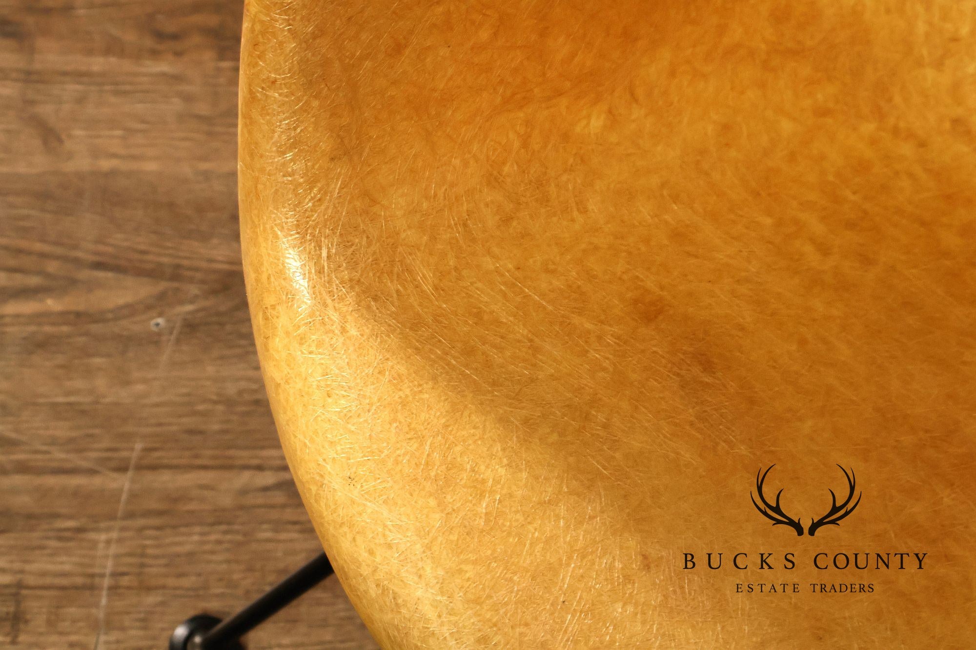 Selig Mid Century Modern 'Peabody' Fiberglass Armchair