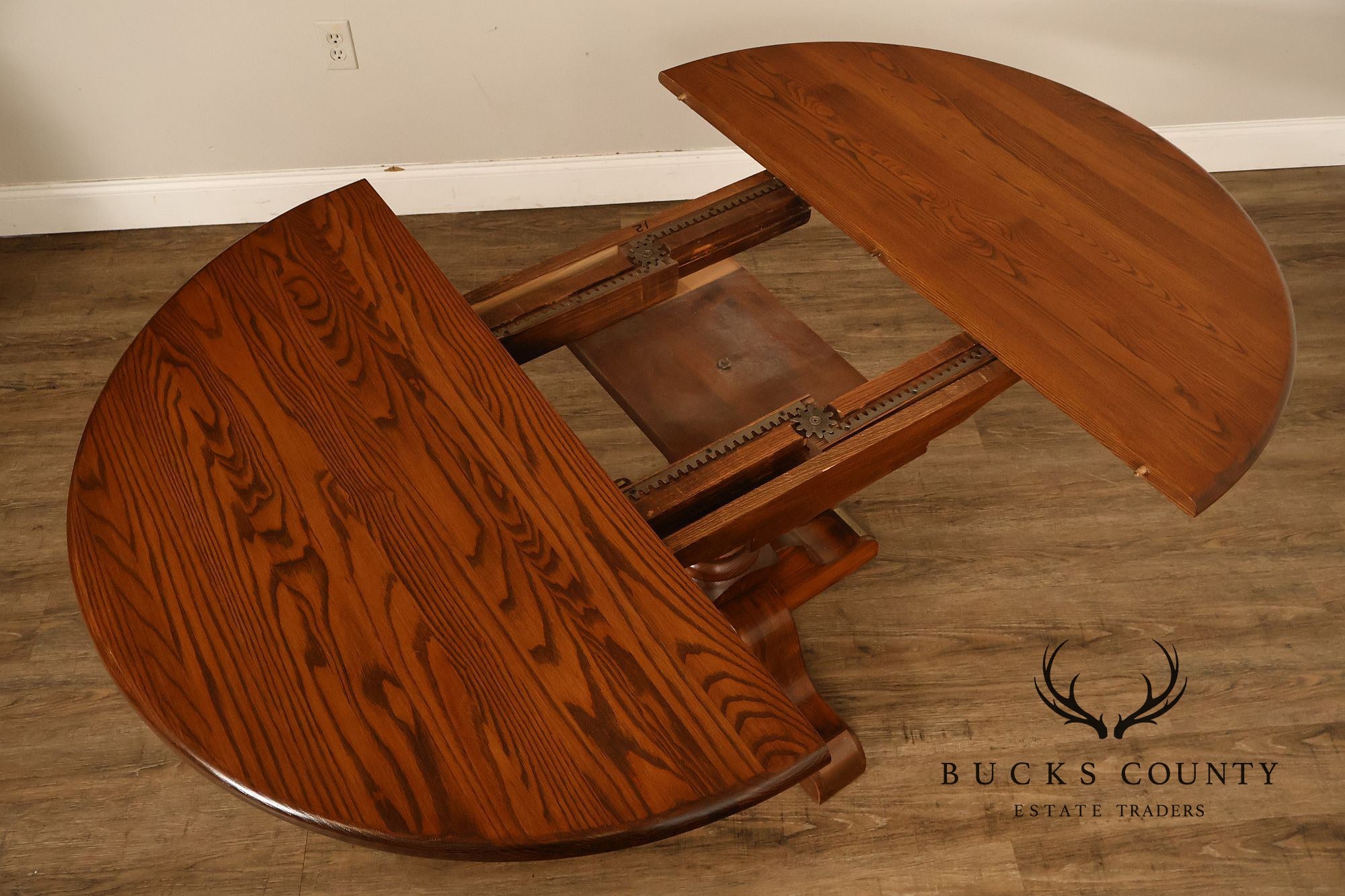 Vintage 42 Inch Oak Round Pedestal Dining Table With Leaf