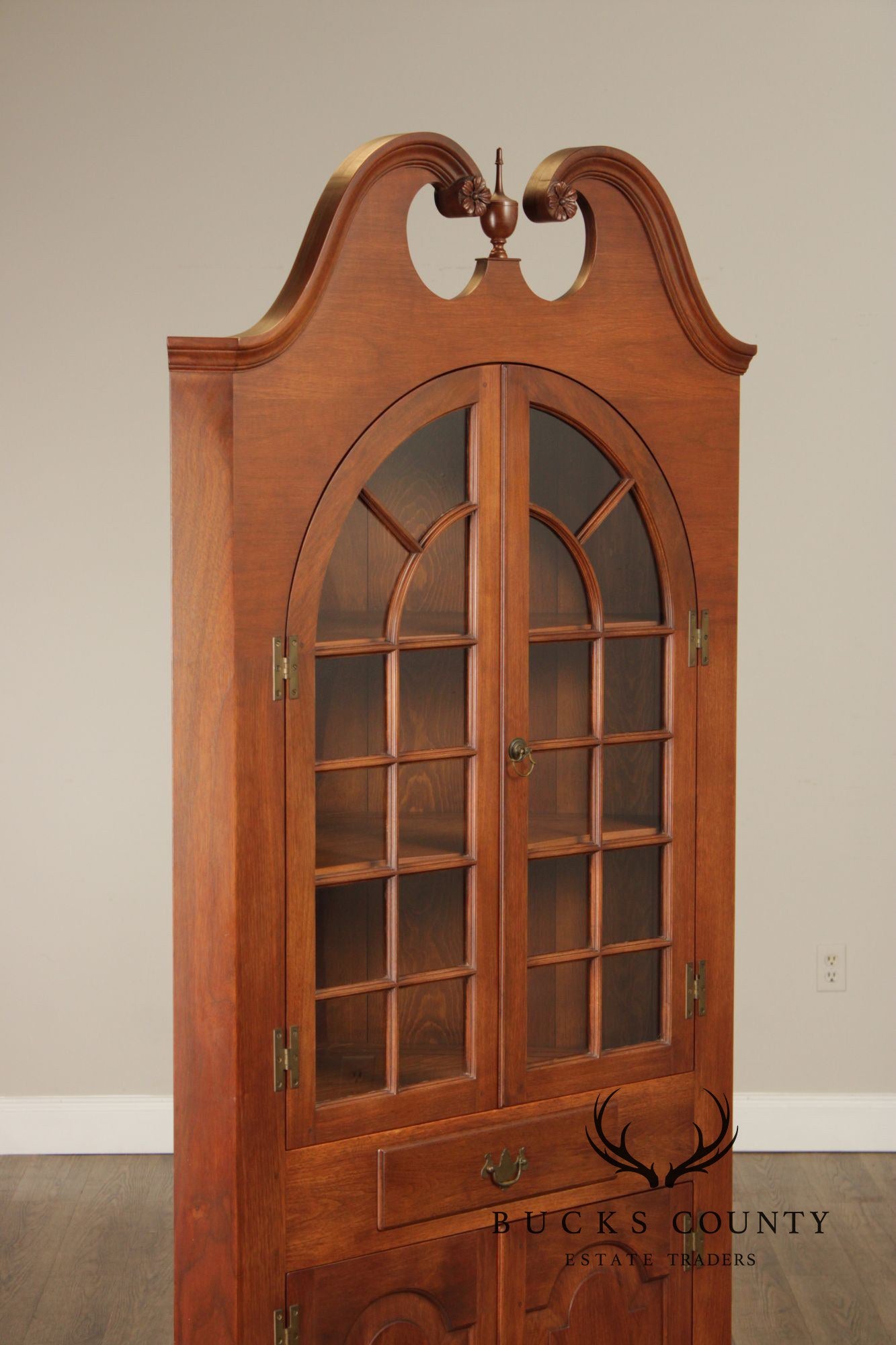 Virginia Craftsmen Reproductions Chippendale Style Walnut Corner Cabinet
