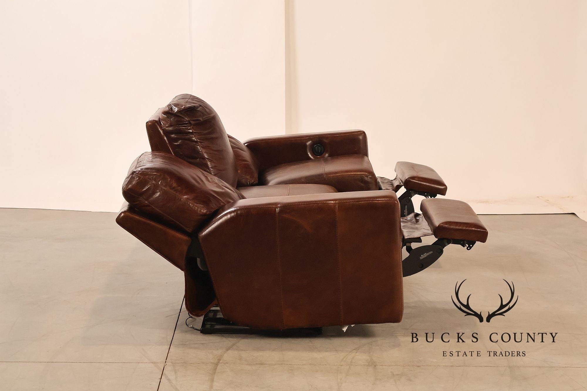 Soft Line Pair of 'Energia' Leather Power Reclining Sofas