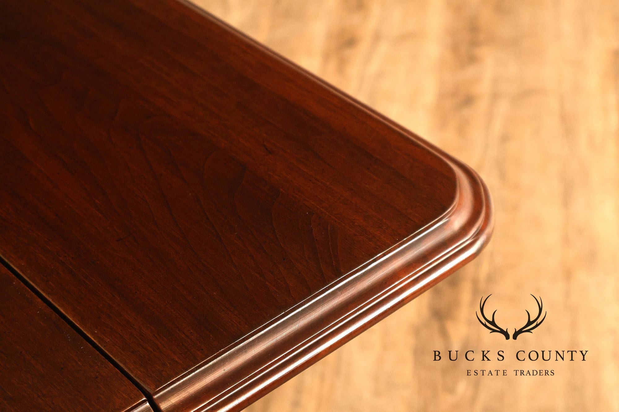 Ethan Allen Vintage Queen Anne Style Cherry Drop Leaf Side Table