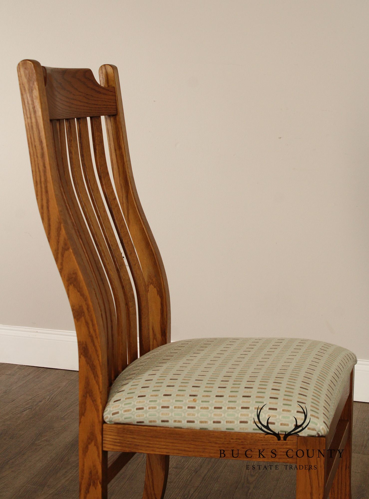 Quaker Oak Furniture Co. Mission Style Set of Six Oak Dining Chairs