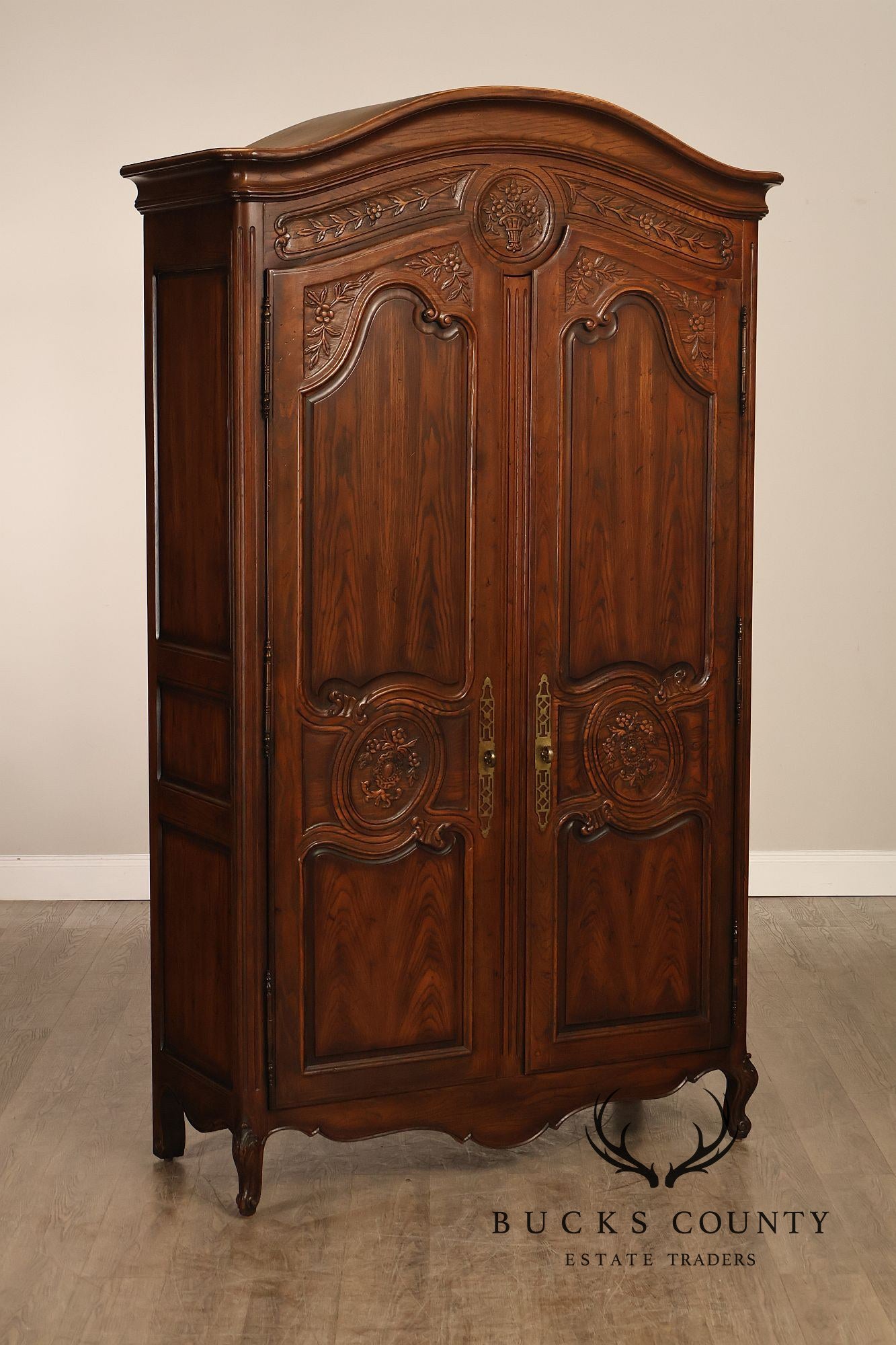 Henredon Four Centuries Collection French Louis XV Style Carved Oak Armoire