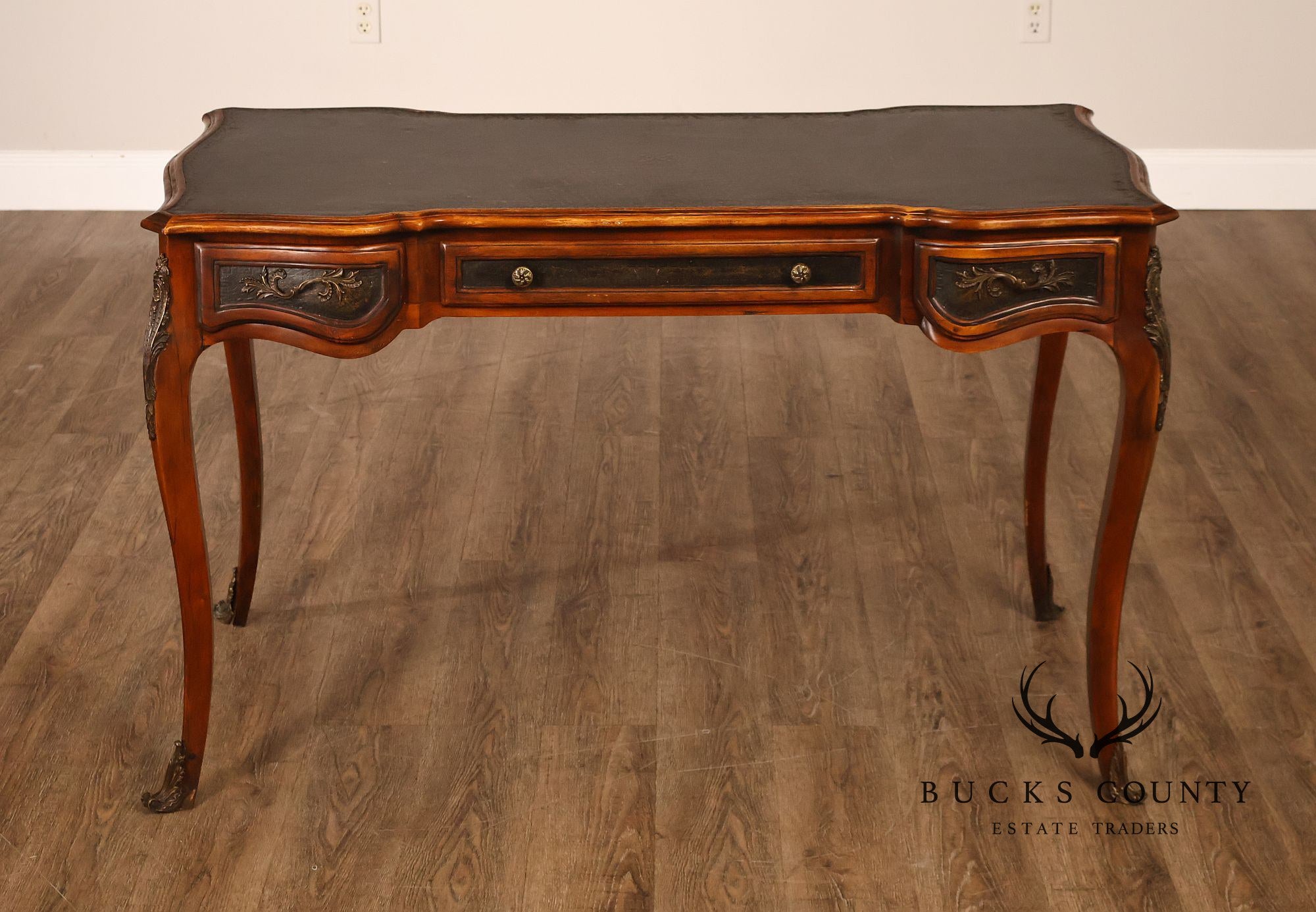 Theodore Alexander Chateau Du Vallois French Louis XV Style Walnut Leather Writing Desk