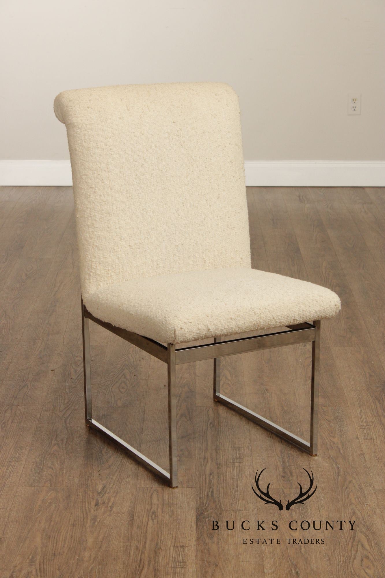 Mid Century Modern Set of Six Chrome Dining Chairs
