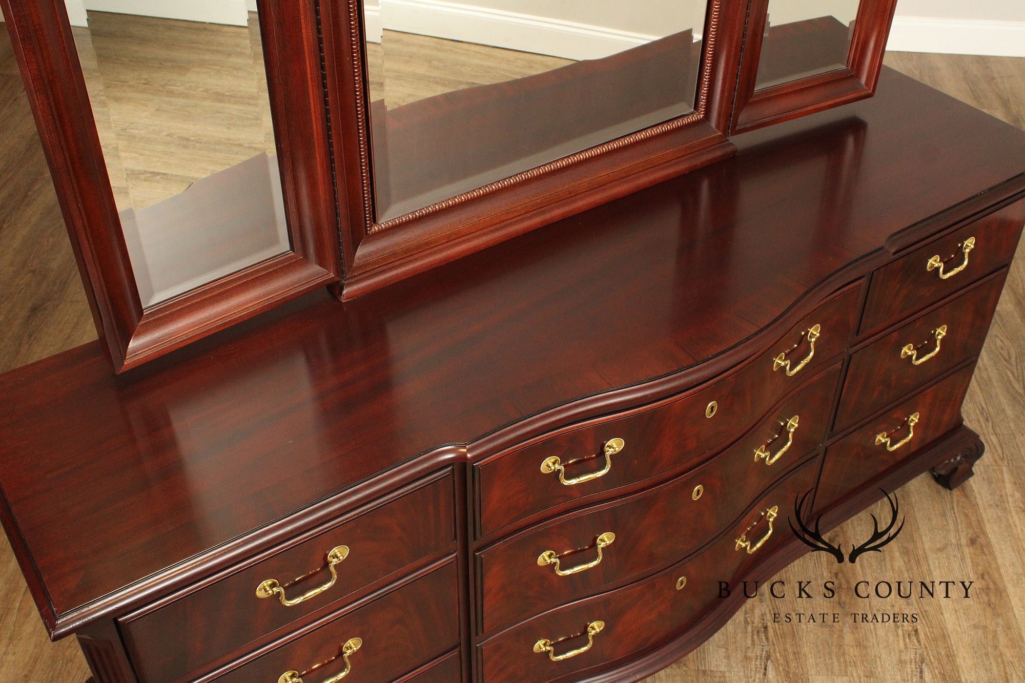 Thomasville Chippendale Style Mahogany Long Dresser and Mirror