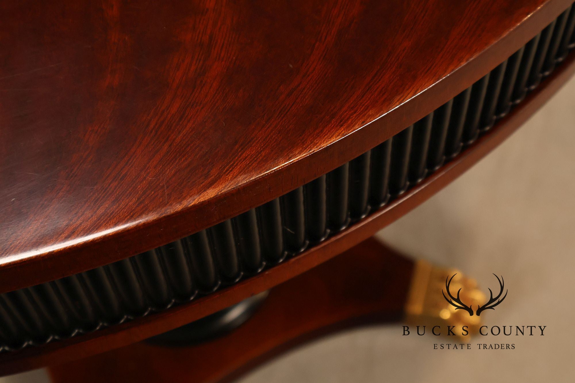 Mariner Neoclassical Style Pair Of Oval Mahogany Pedestal Tables