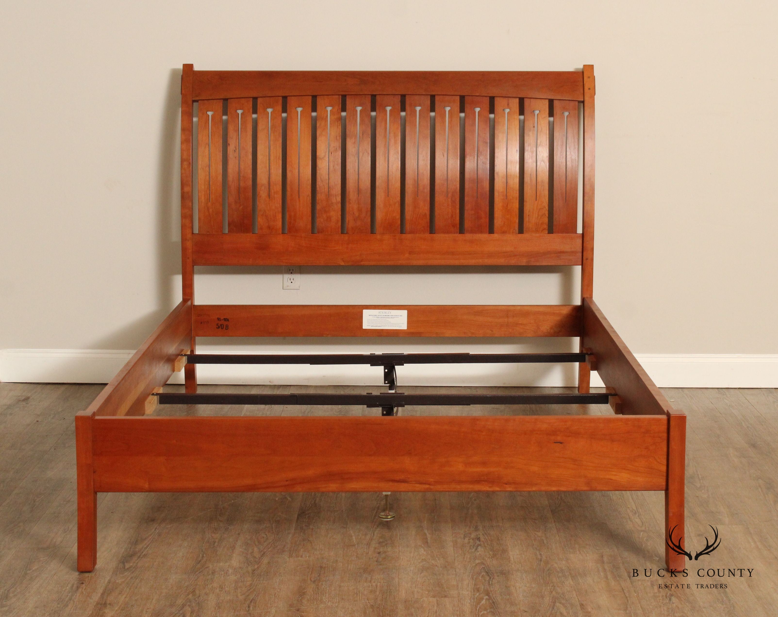 Stickley Mission Style Cherry Queen Size Sleigh Bed