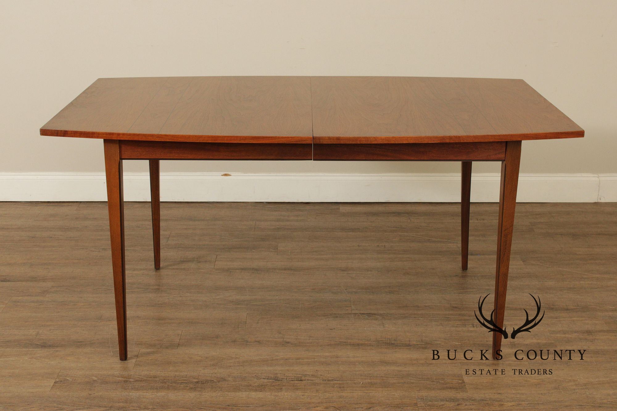 Lane 'Tuxedo' Mid Century Modern Extendable Walnut Dining Table