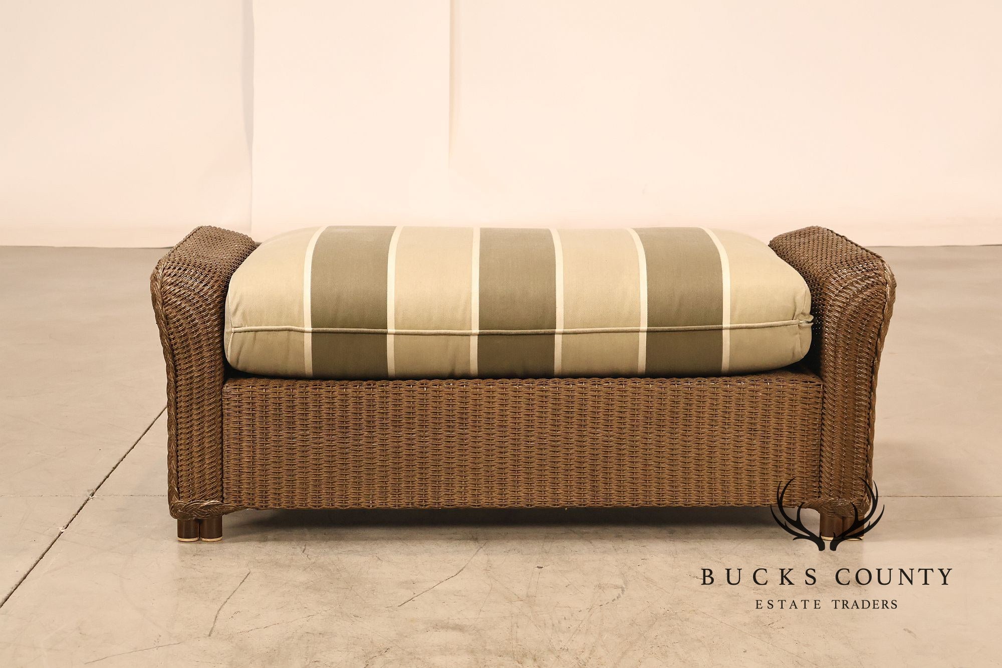 Lloyd Flanders 'Reflections' Outdoor Wicker Ottoman