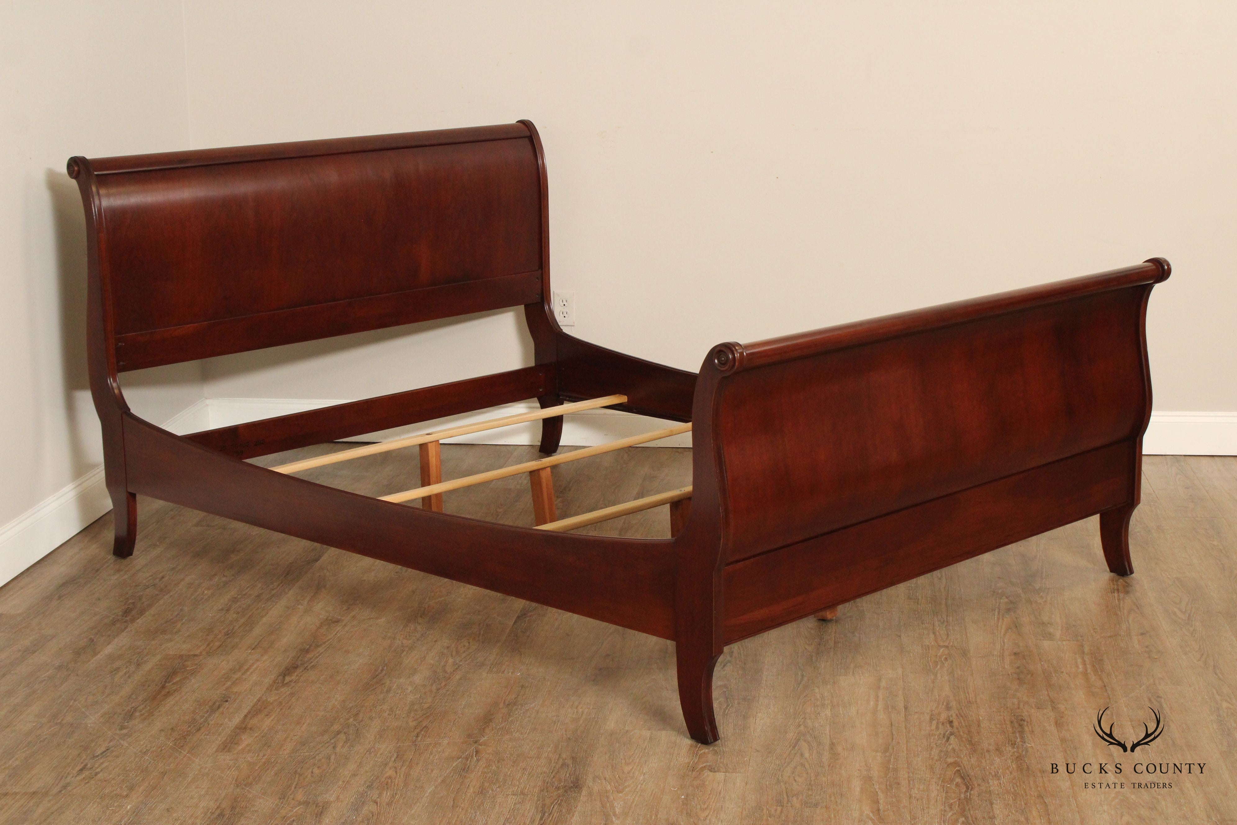 Ethan Allen 'Medallion' Queen Size Cherry Sleigh Bed