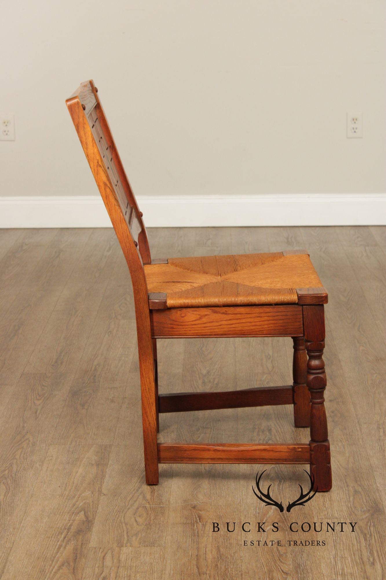 English Traditional Style Oak Side Chair