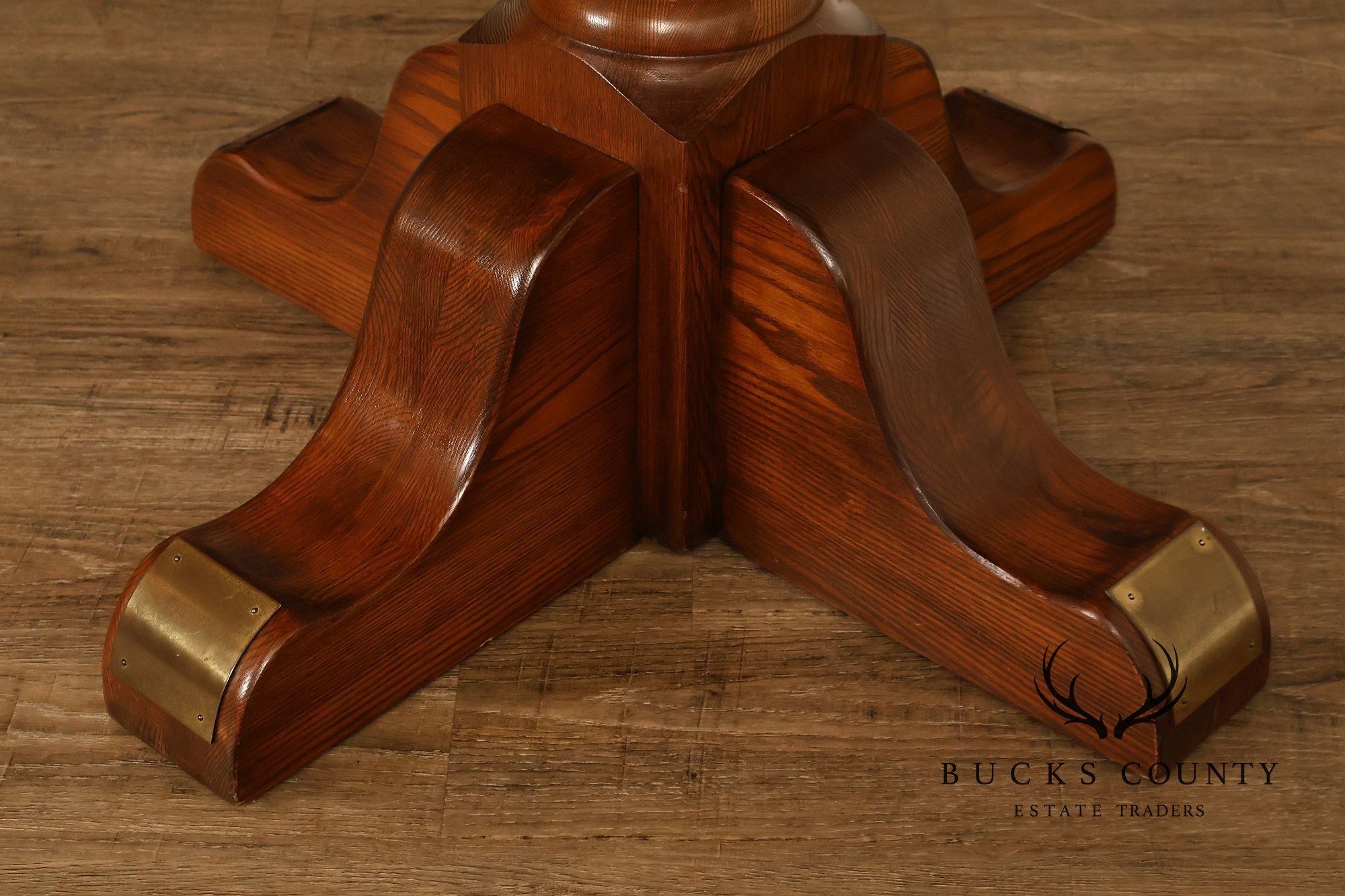 Vintage 42 Inch Oak Round Pedestal Dining Table With Leaf