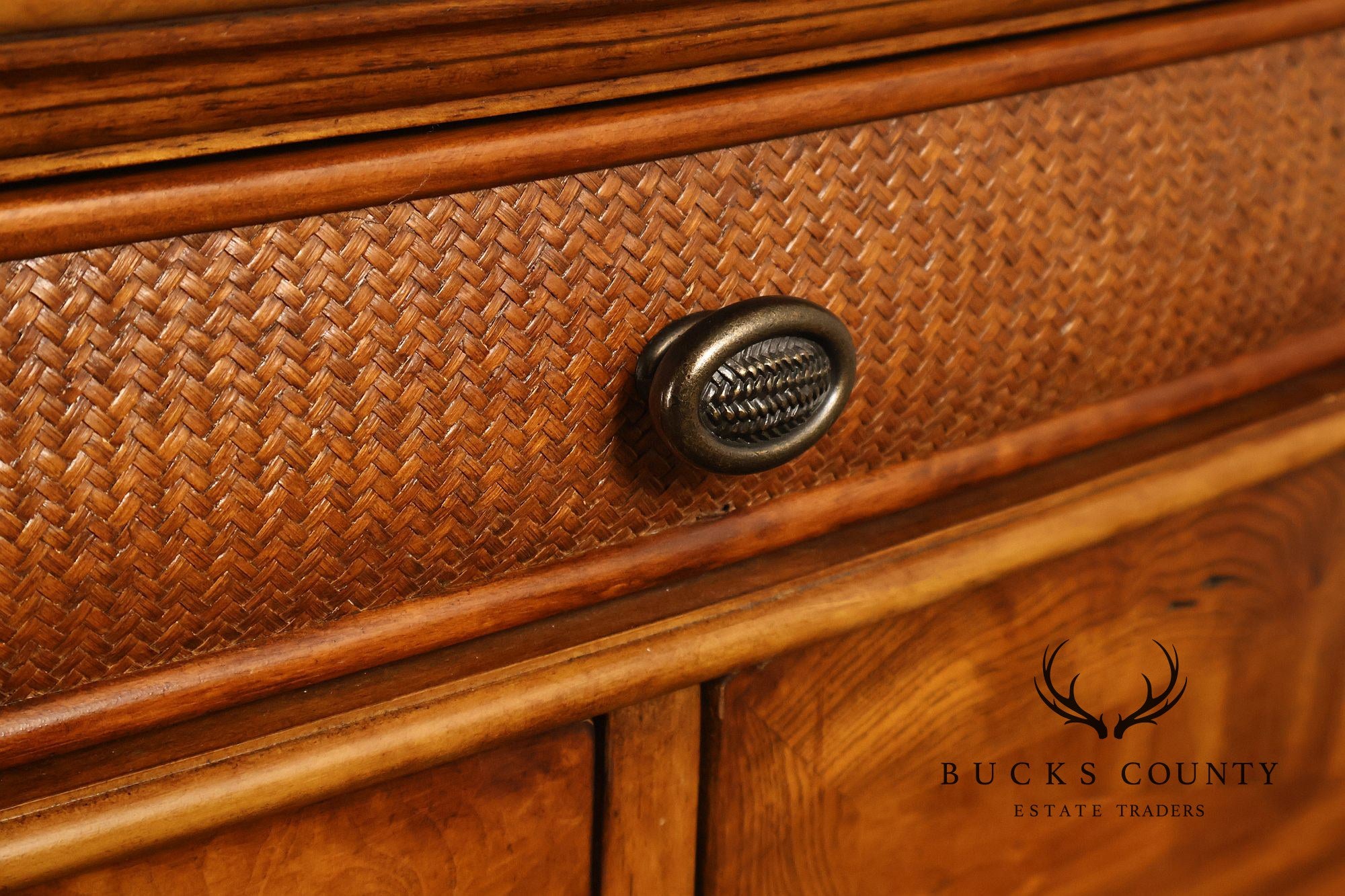 Schnadig American Kaleidoscope Elite Eight Drawer Dresser