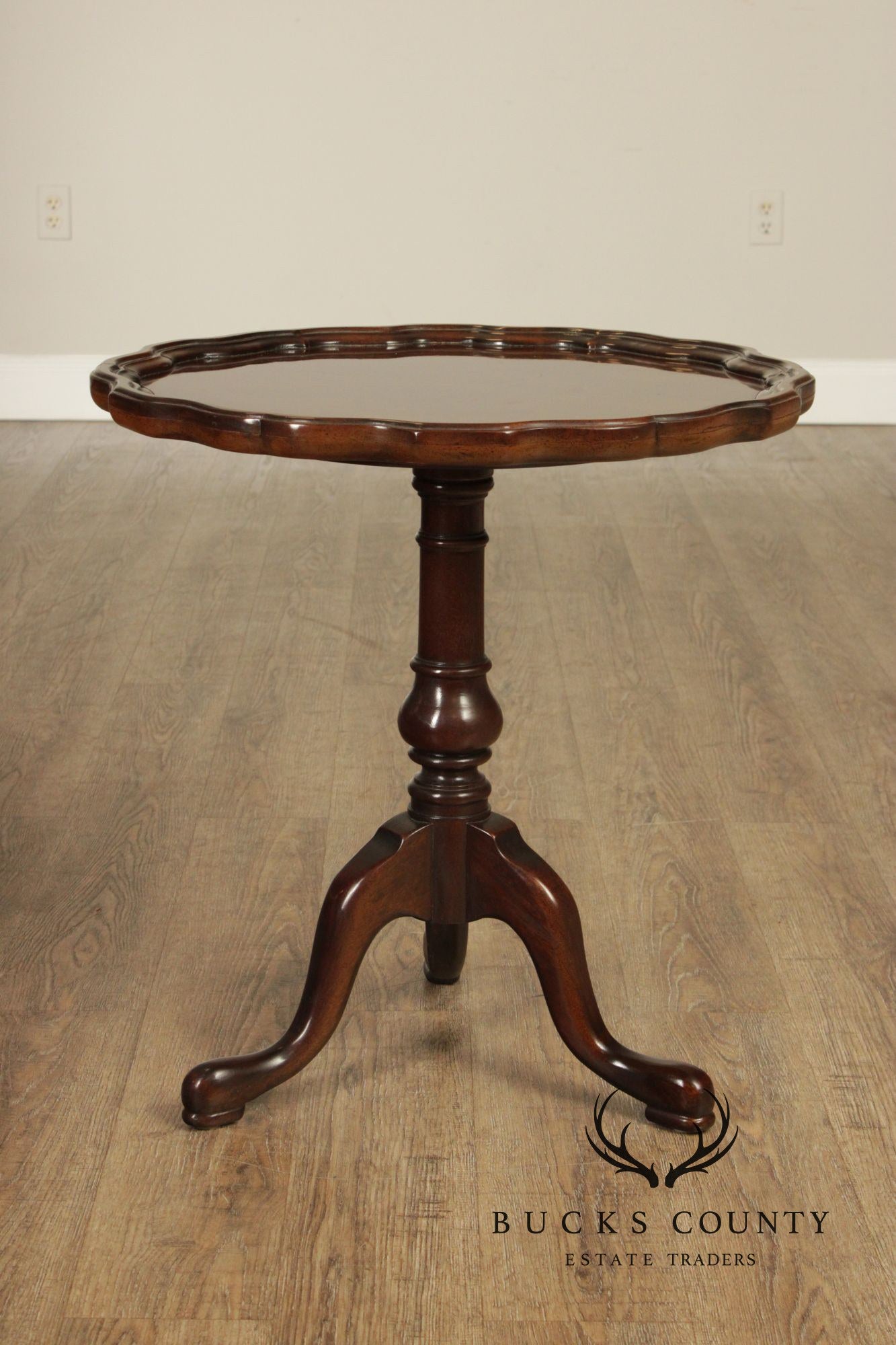 Drexel '18th Century Classics' Mahogany Pie Crust Side Table