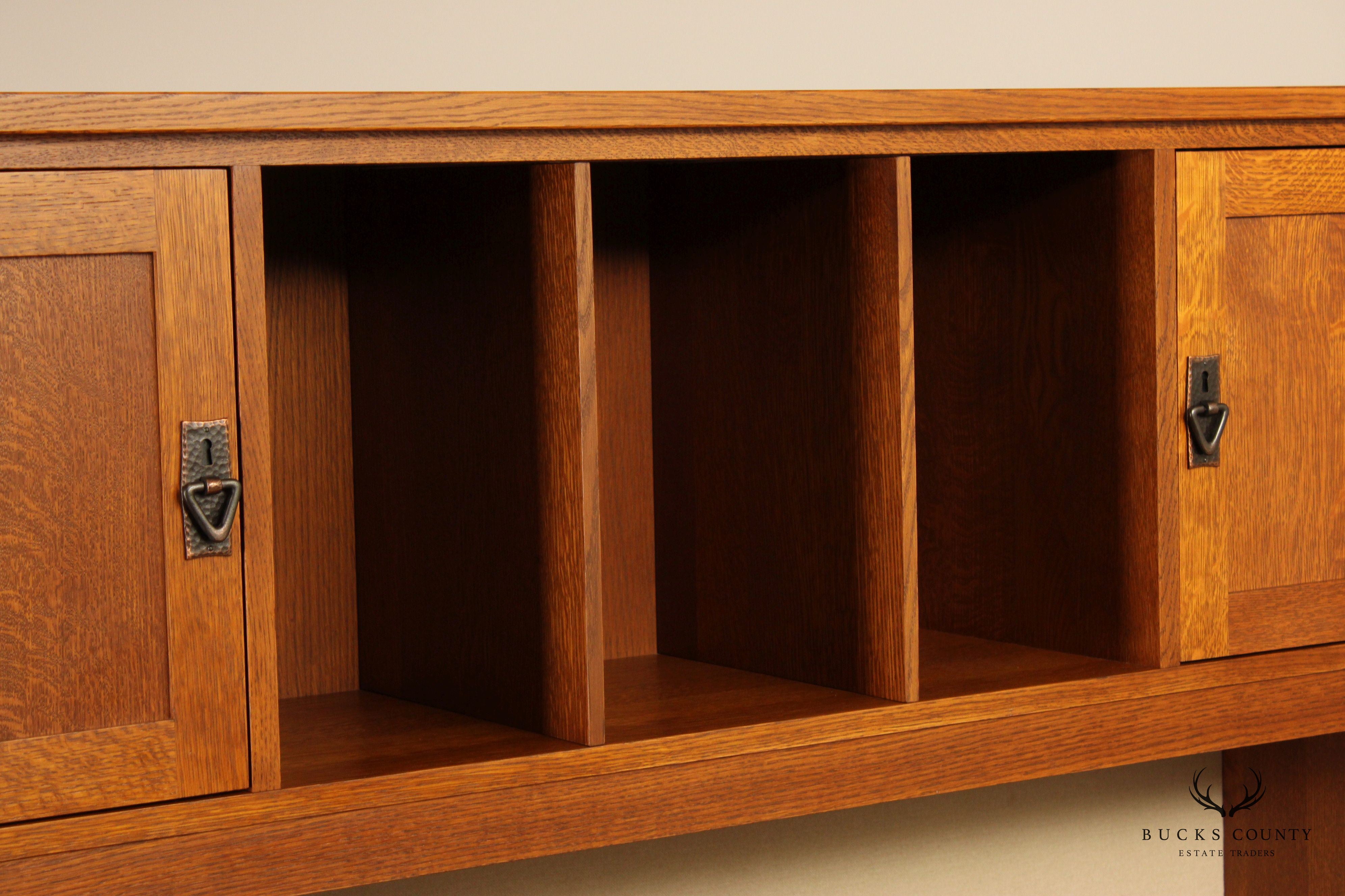 Stickley Mission Collection Oak Executive Desk with Hutch