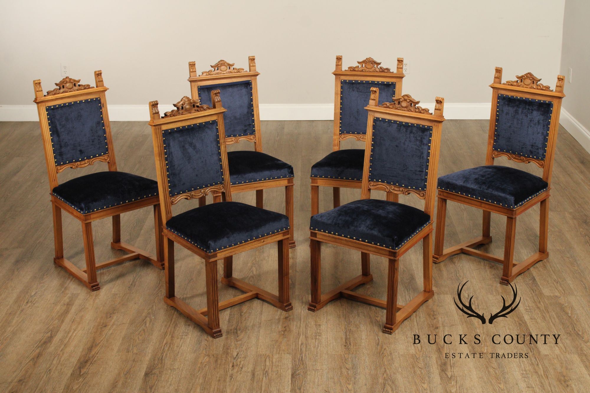 Antique Italian Renaissance Revival Set Of Six Carved Walnut Dining Chairs