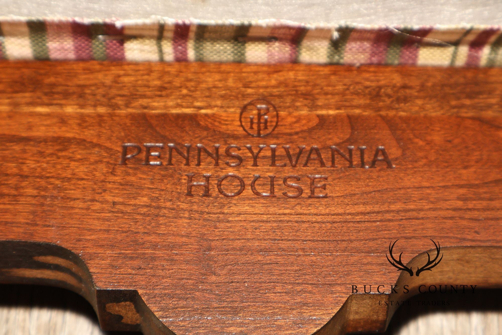 Pennsylvania House Queen Anne Style Set of Six Cherry Dining Chairs