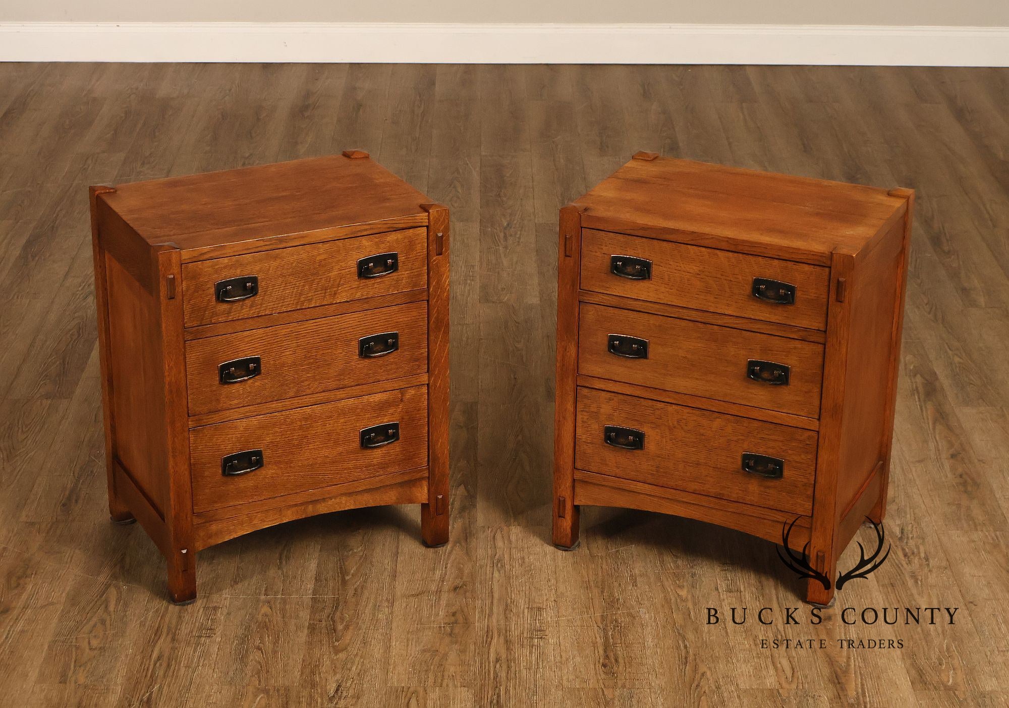 Stickley Mission Collection Pair Of Oak Chest Nightstands
