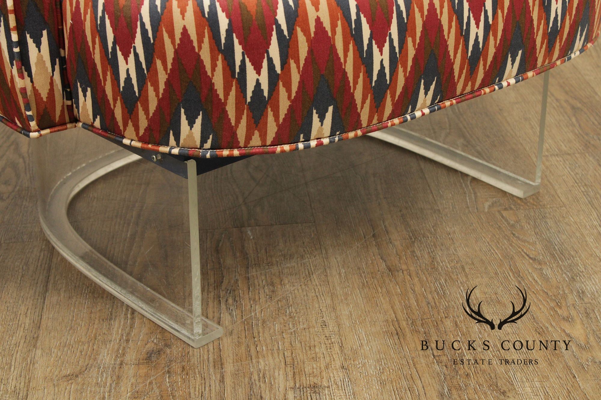 Mid Century Modern Barrel Back Lounge Chair