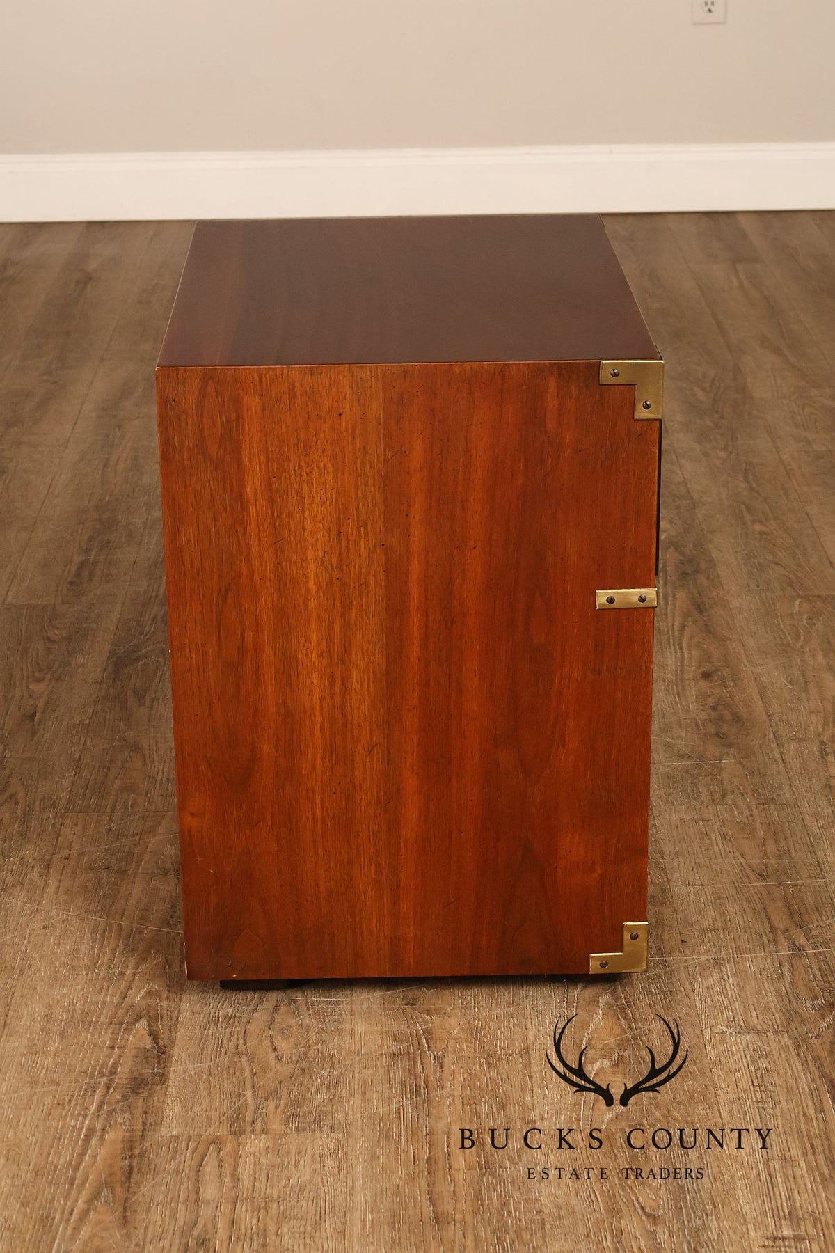 Lane Mid Century Modern Pair Of Walnut Campaign Style Nightstands