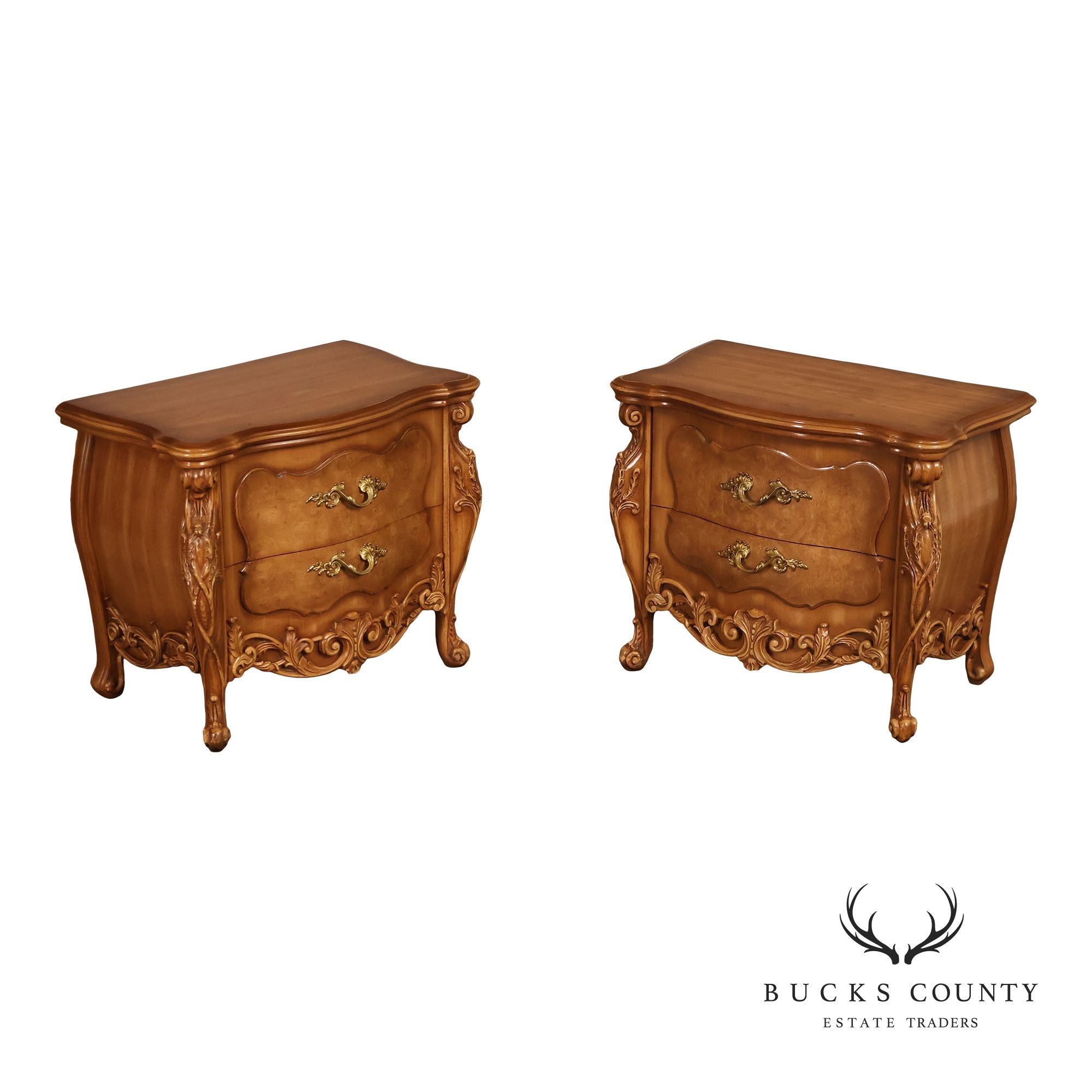 Italian Rococo Style Pair of Bombe Chest Nightstands