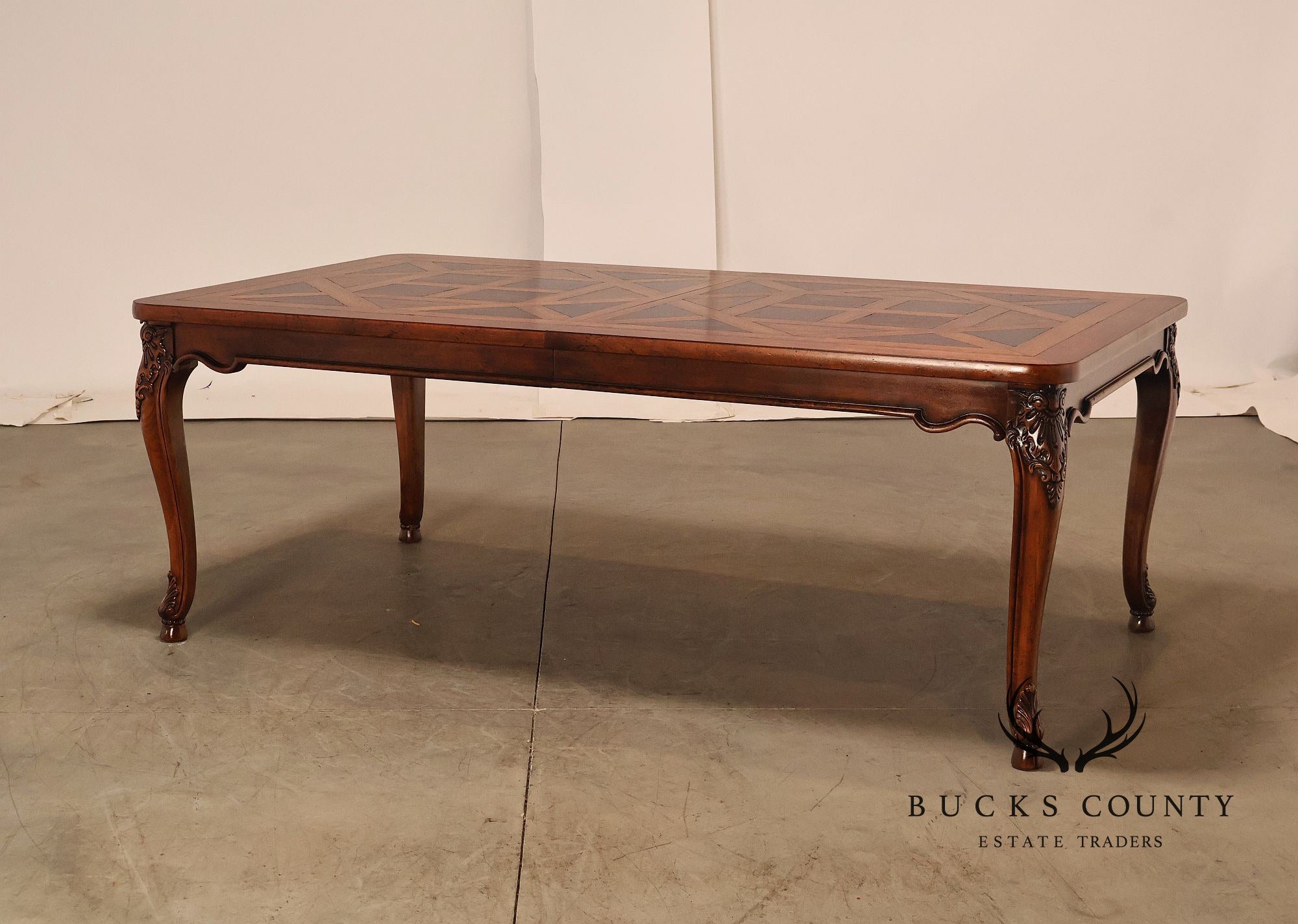 Henredon French Provincial Style Parquetry Top Expandable Dining Table