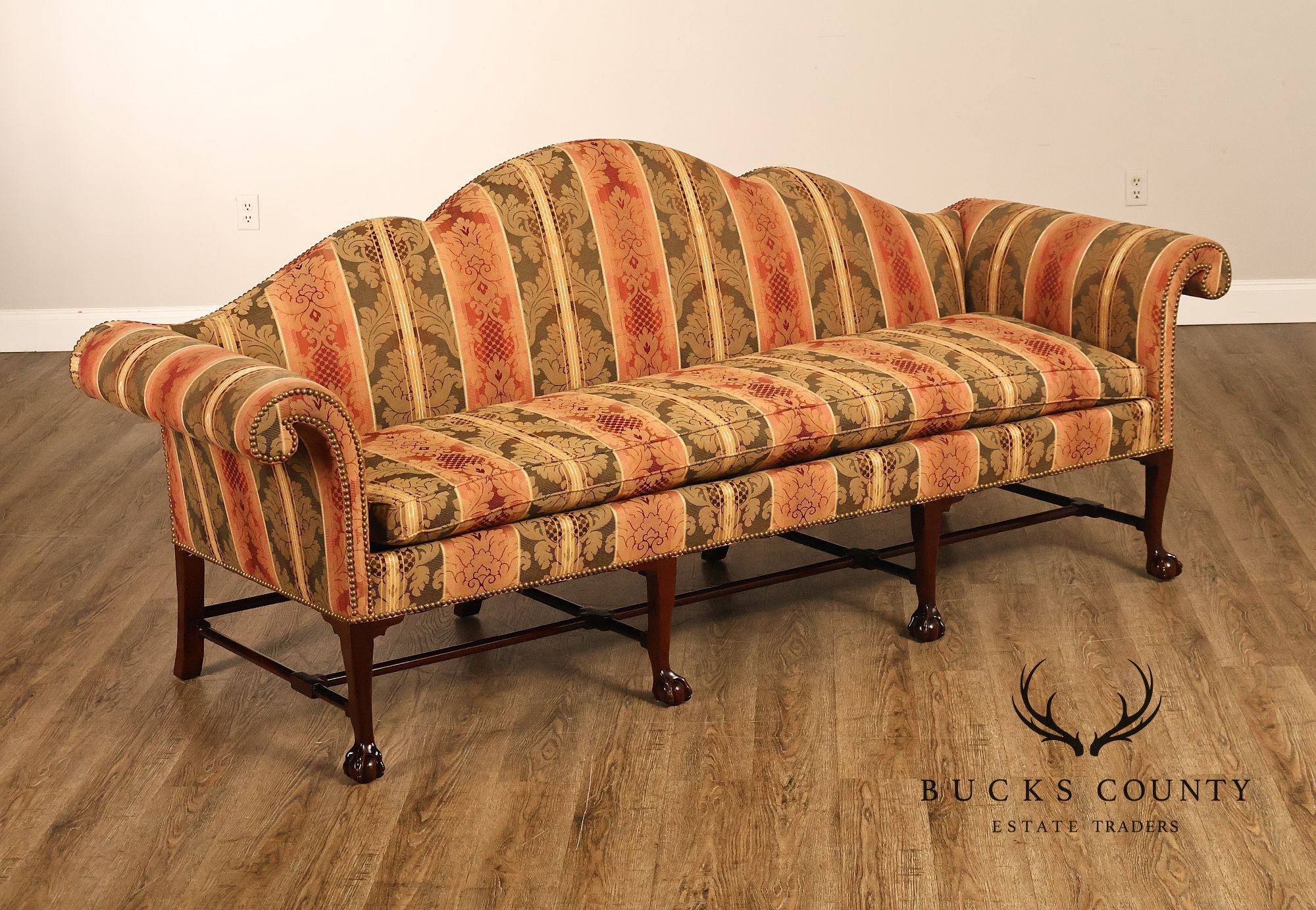 Kindel Winterthur Irish Georgian Chippendale Style Mahogany Camelback Sofa