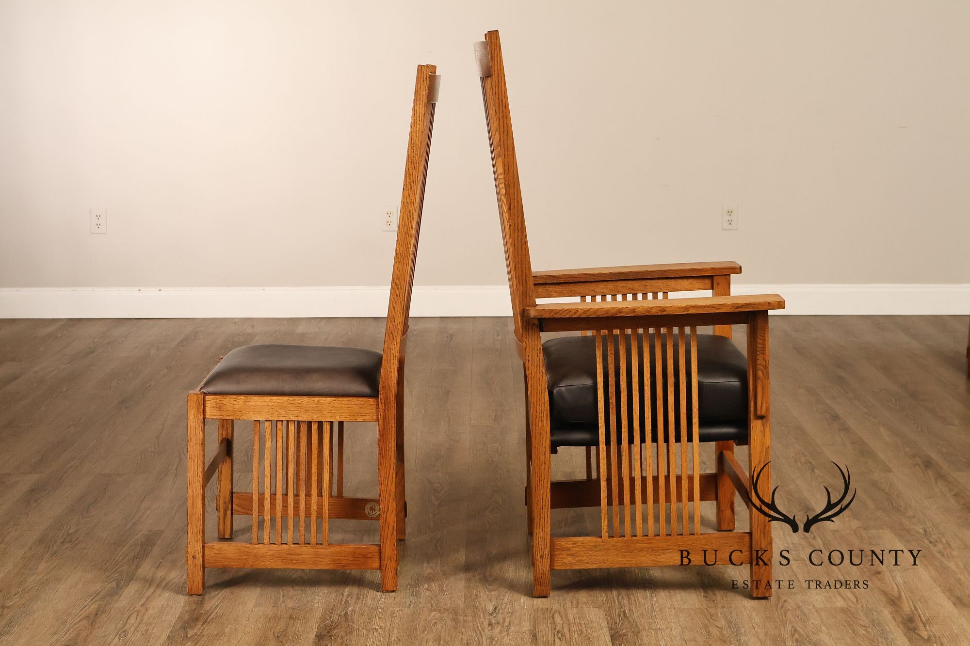 Stickley Mission Collection Set of Eight Oak Spindle Dining Chairs