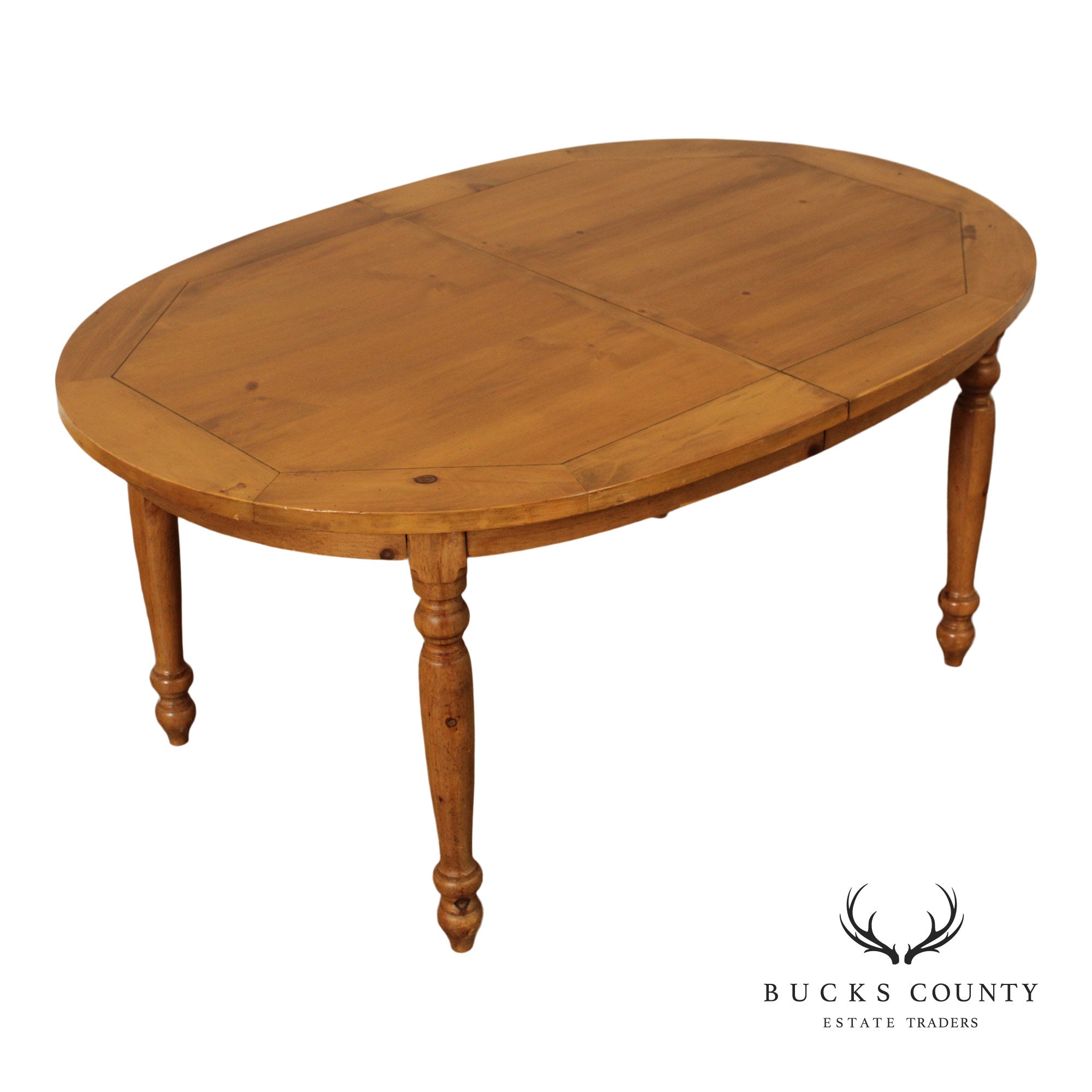 Farmhouse Pine Extendable Oval Dining Table