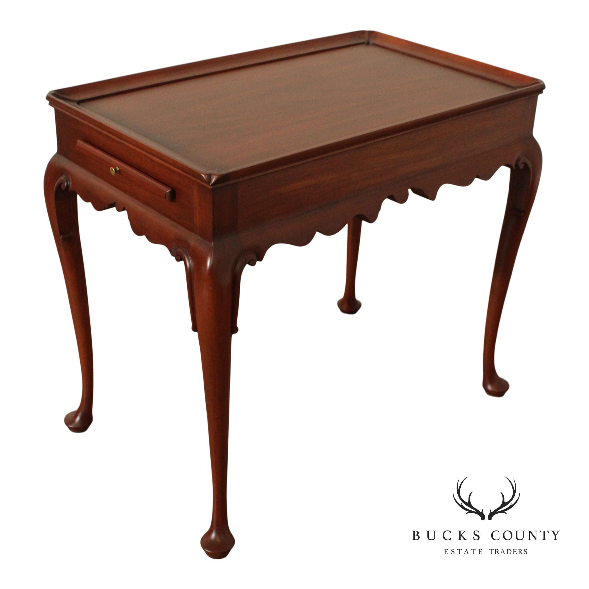 Henkel Harris Queen Anne Style Cherry Tea Table