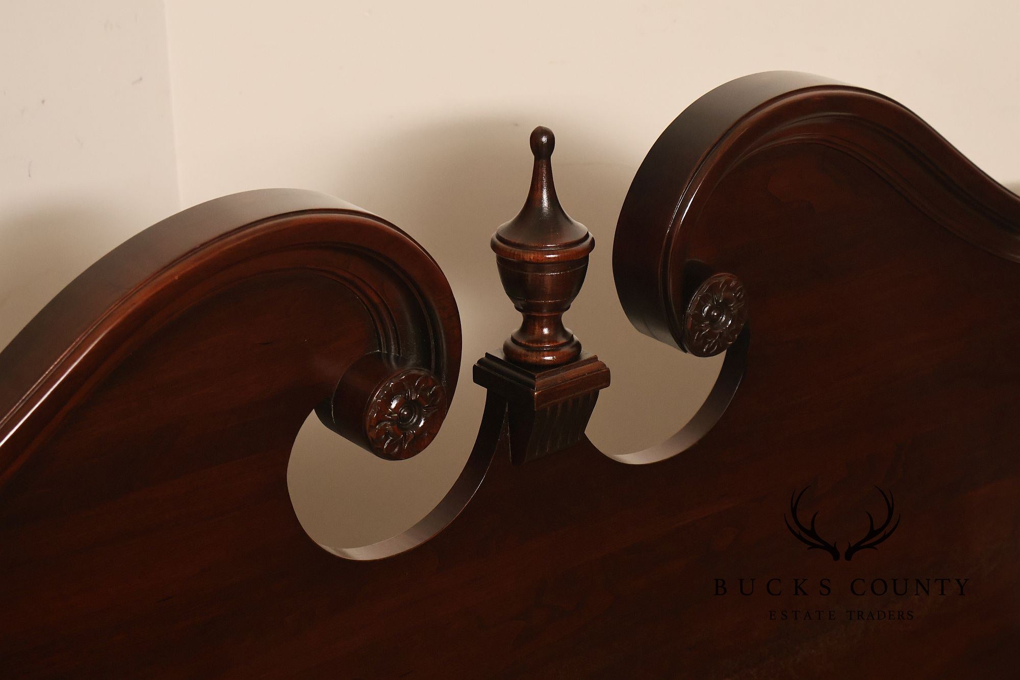 Ethan Allen 'Georgian Court' Queen Cherry Poster Bed