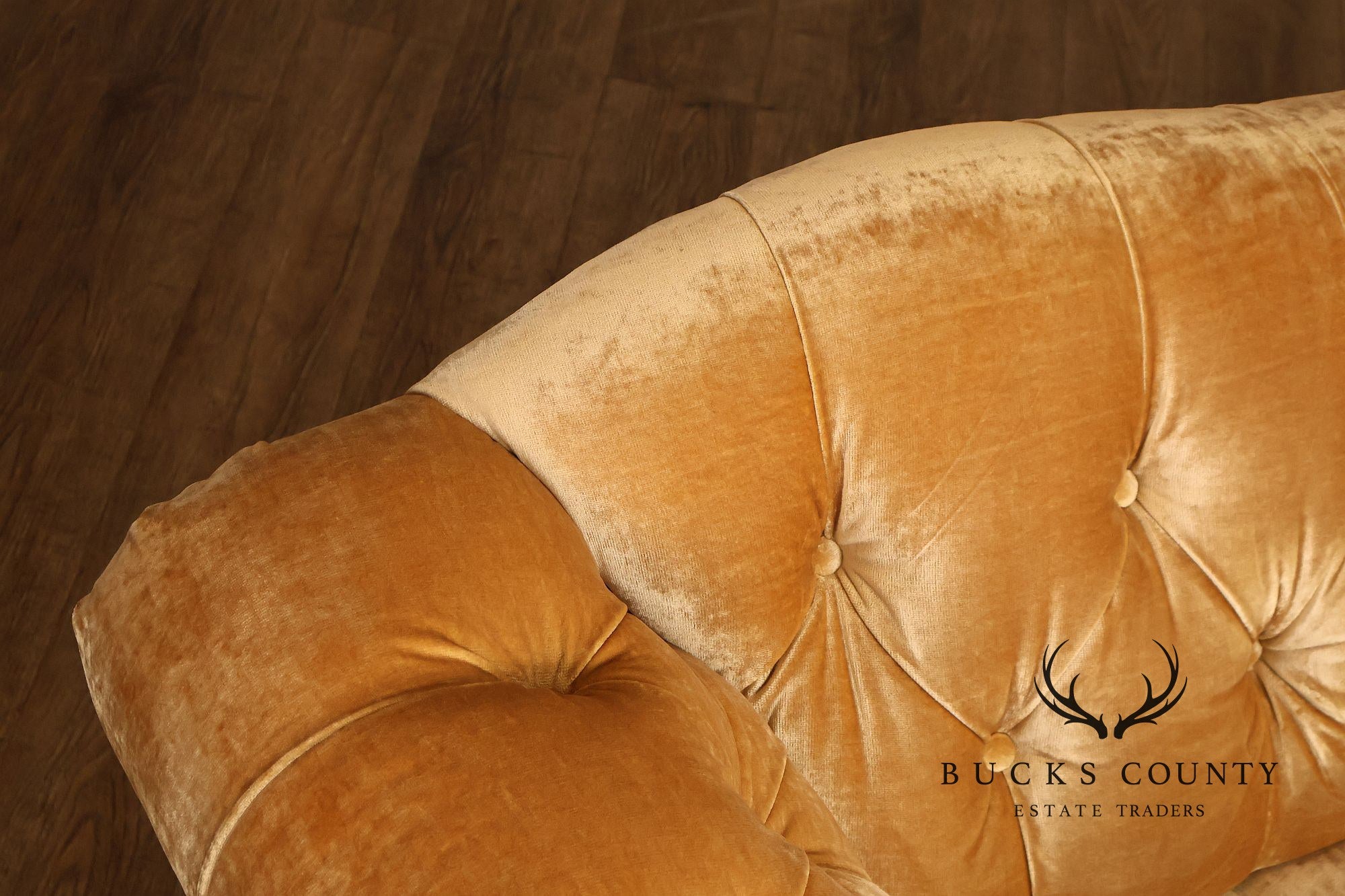 EJ Victor Victorian Revival Pair of Serpentine Tufted Velvet Sofas