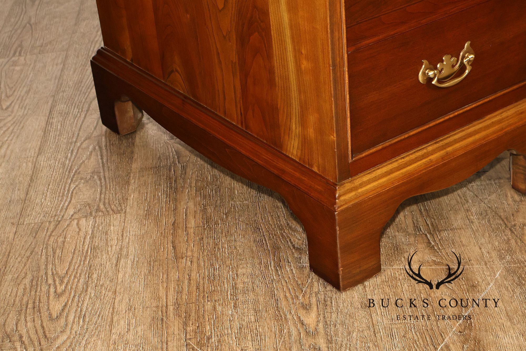 Stickley Chippendale Style Cherry Kneehole Desk
