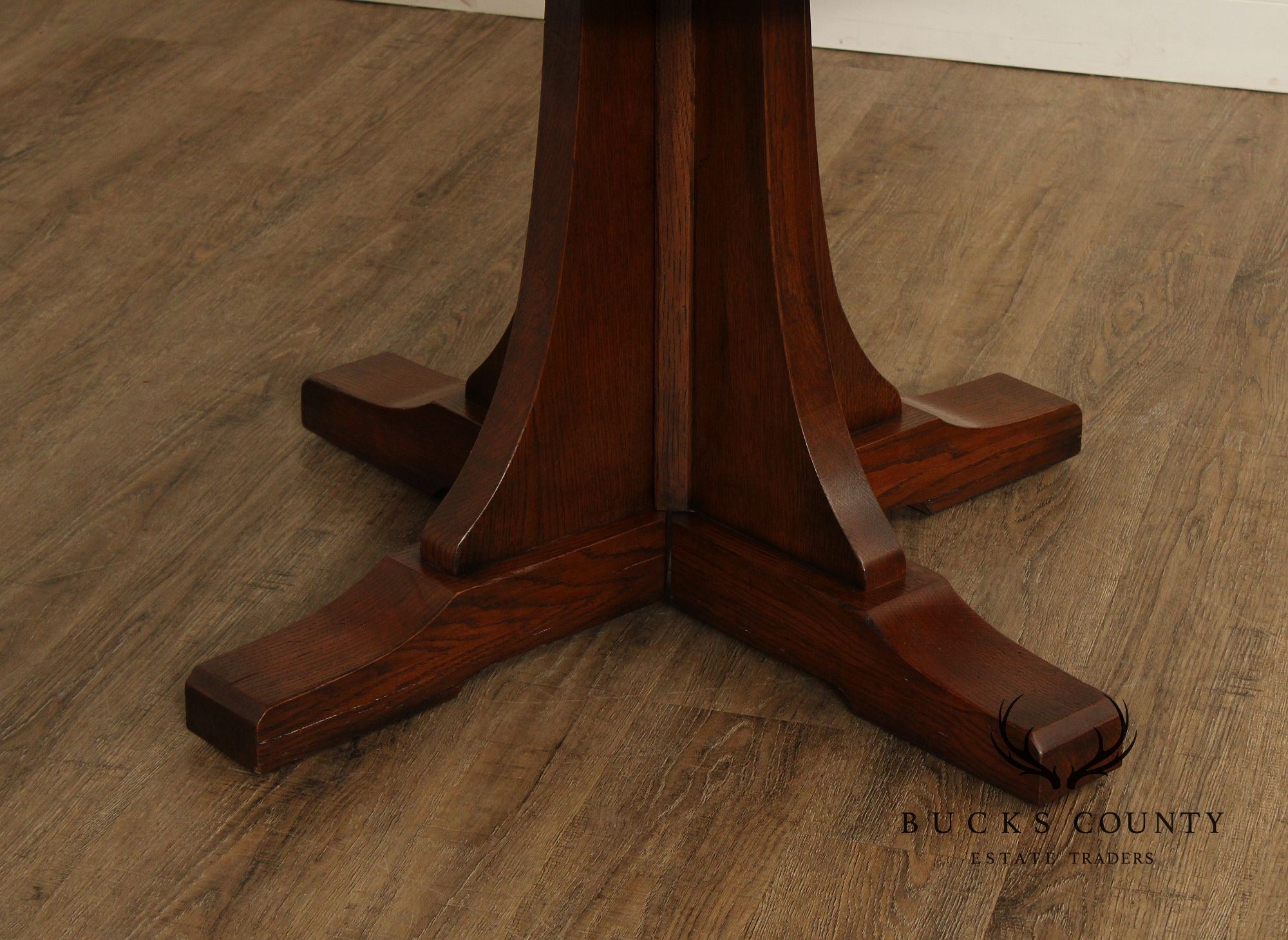 Stickley Mission Collection Oak Round Pedestal Dining Table