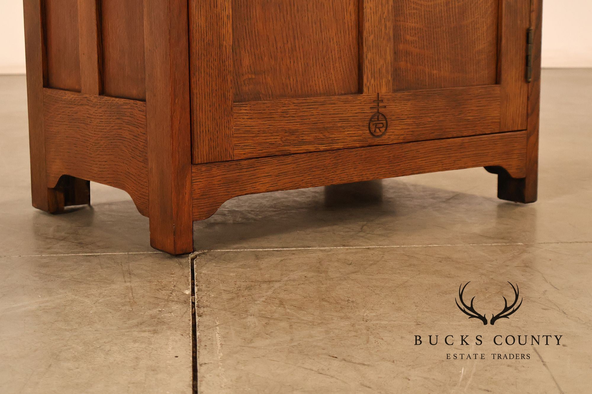 Stickley Mission Collection Roycroft Oak Chafing Cabinet