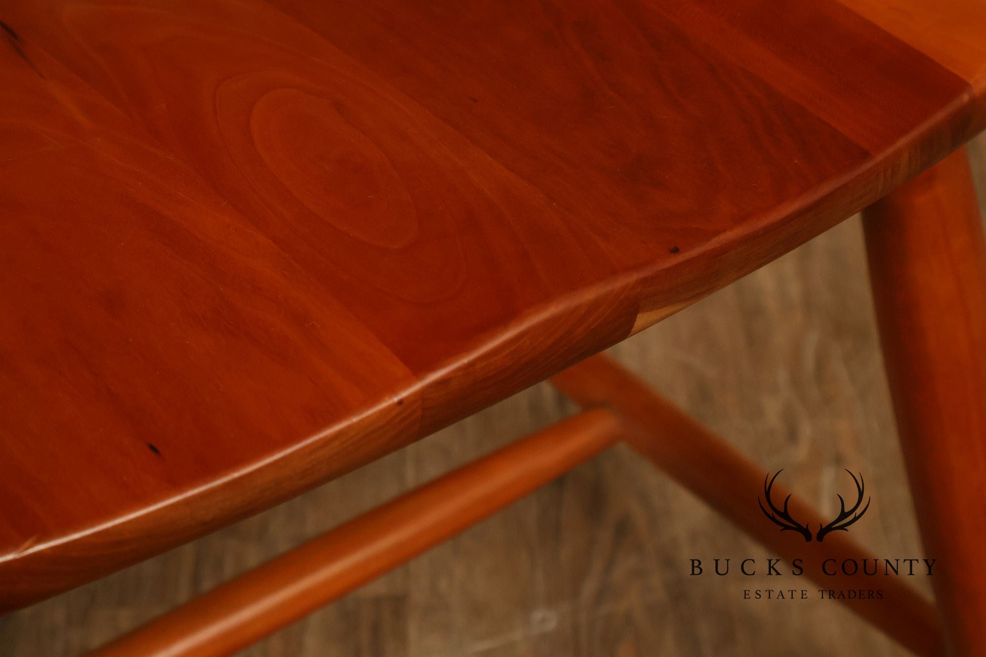 Pompanoosuc Mills Set Of Four Windsor Style Cherry Dining Chairs