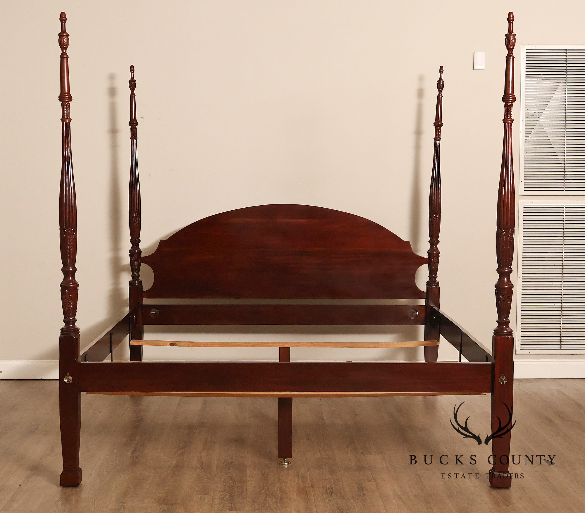 Craftique Mebane Rice Traditional Mahogany King Four Poster Bed
