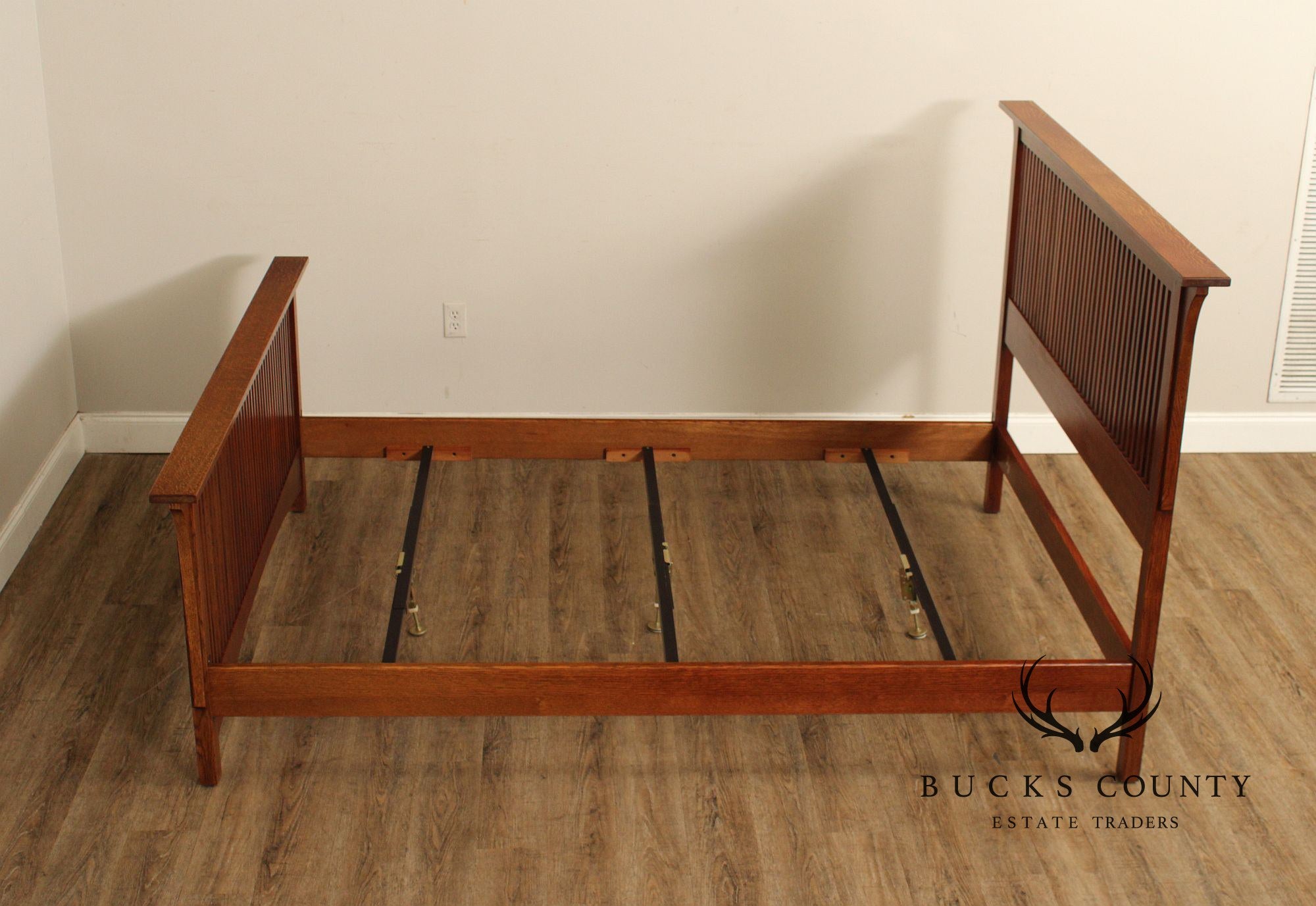 Stickley Mission Collection Oak Spindle Queen Bed