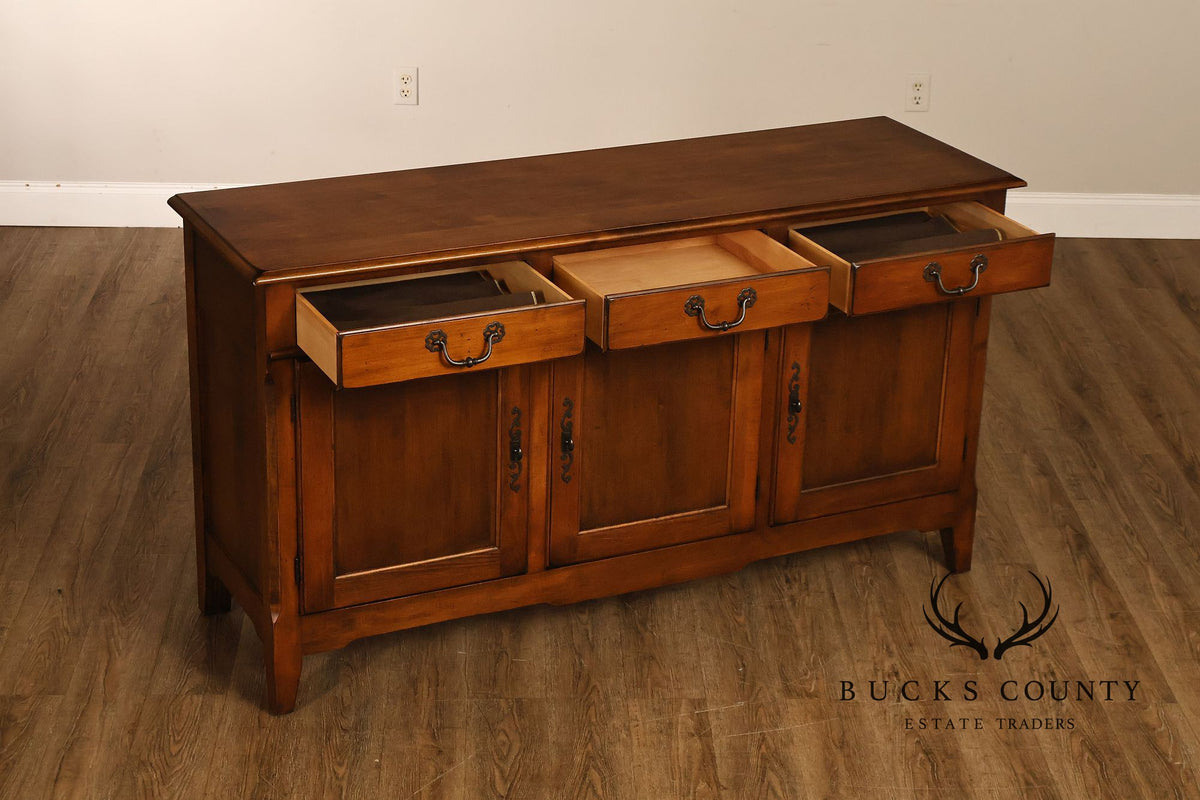 Vintage Pennsylvania House Villas Collection Maple Buffet Sideboard