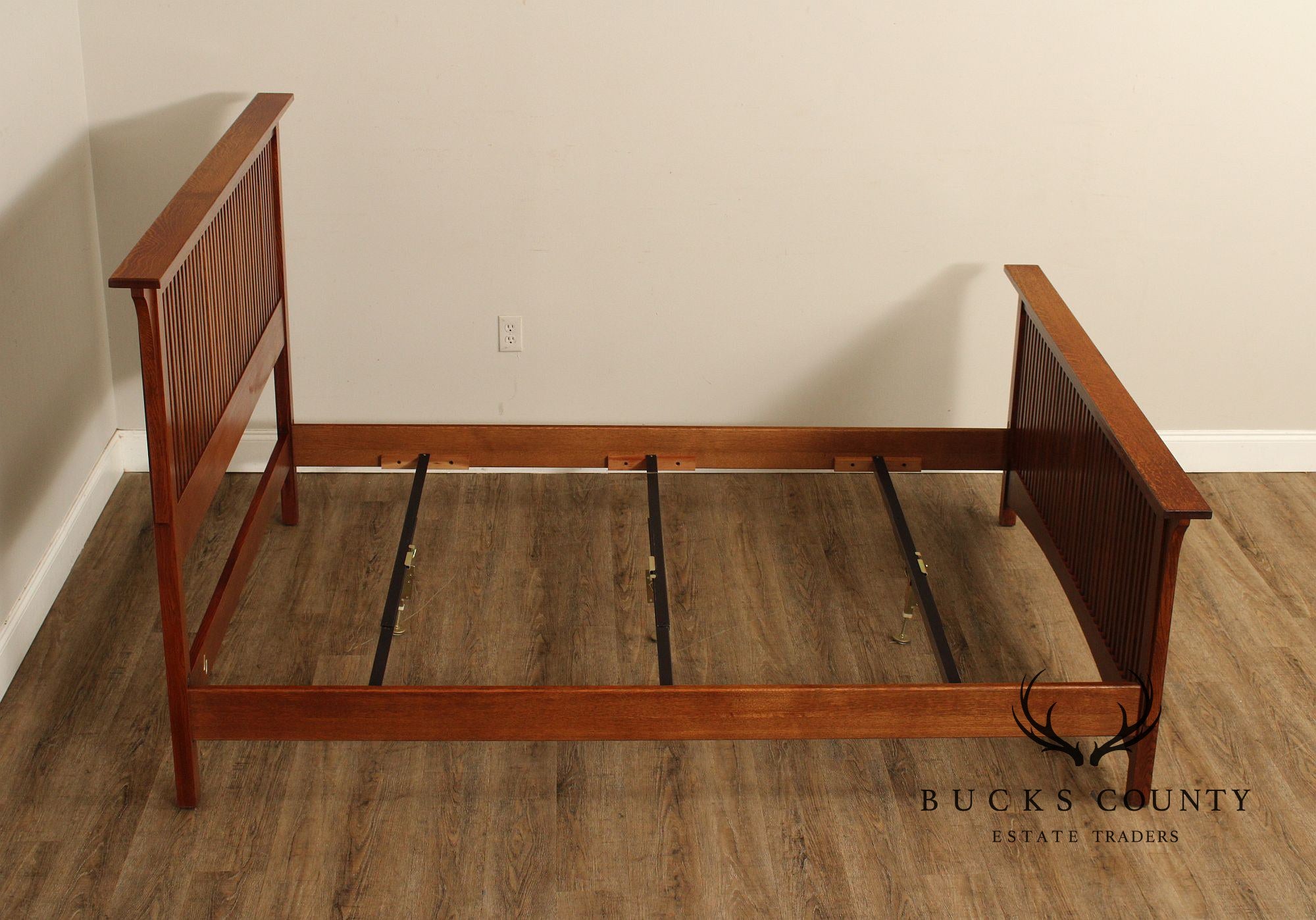 Stickley Mission Collection Oak Spindle Queen Bed