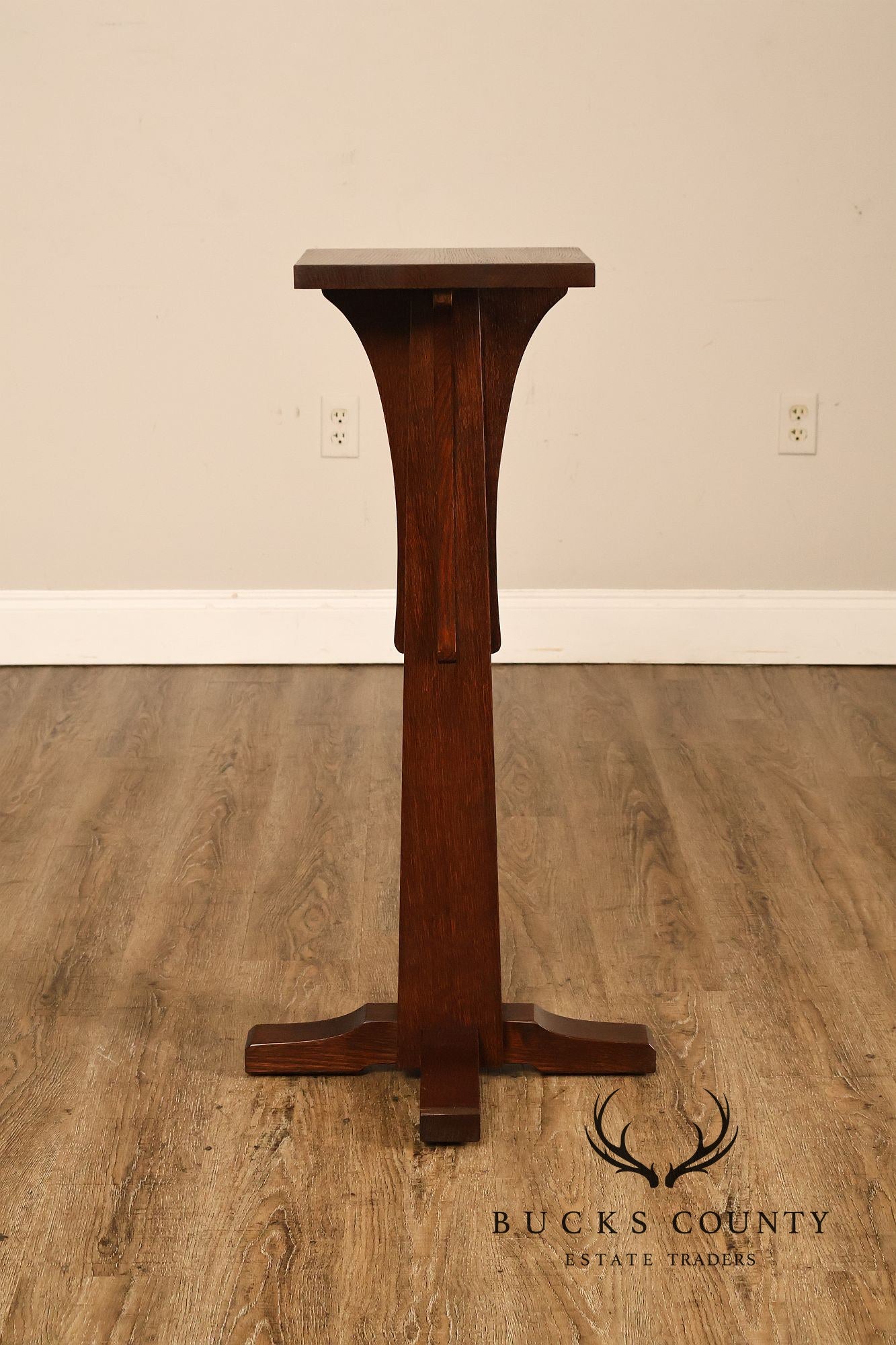 Stickley Mission Collection Oak Pedestal