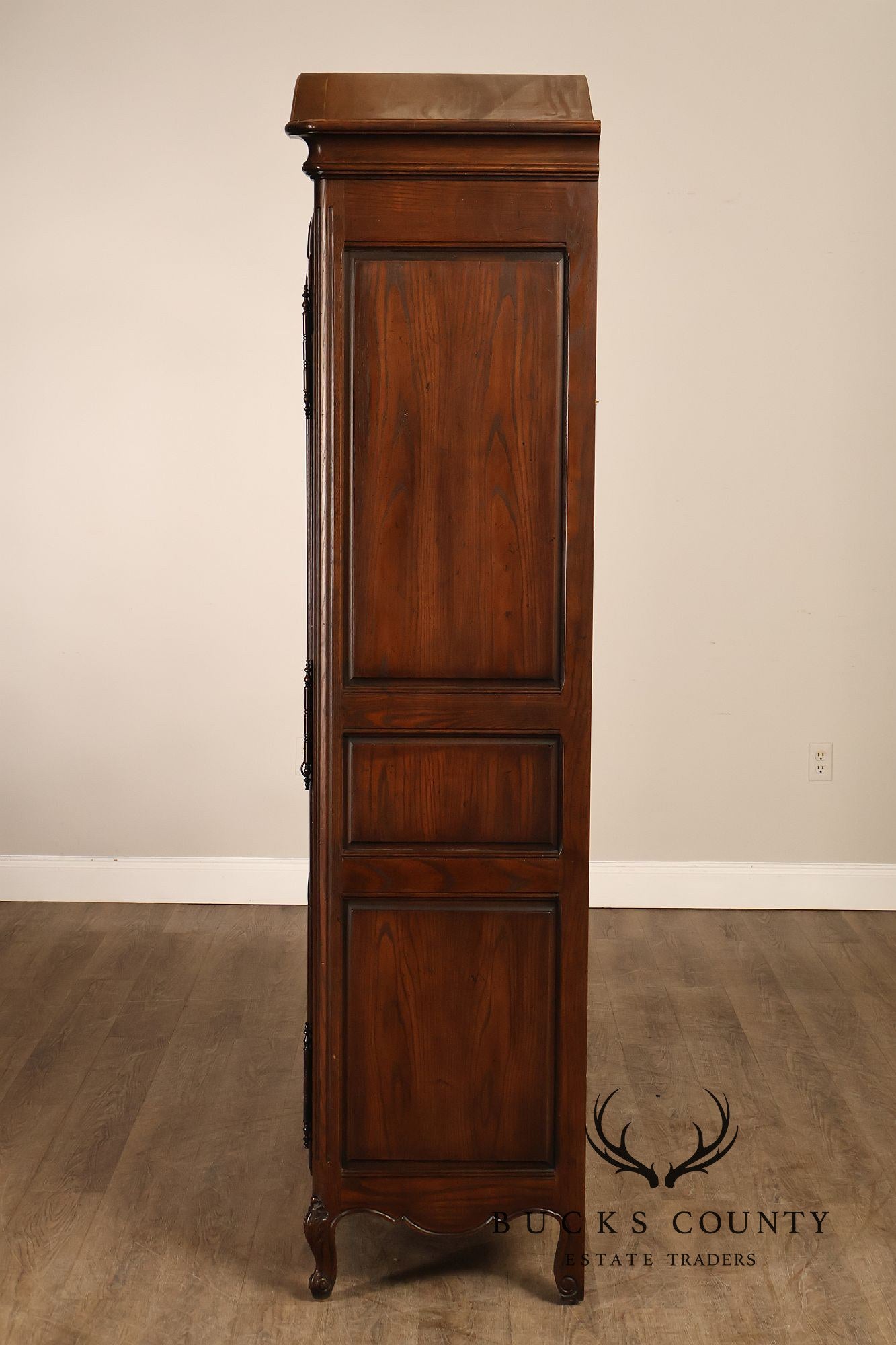 Henredon Four Centuries Collection French Louis XV Style Carved Oak Armoire