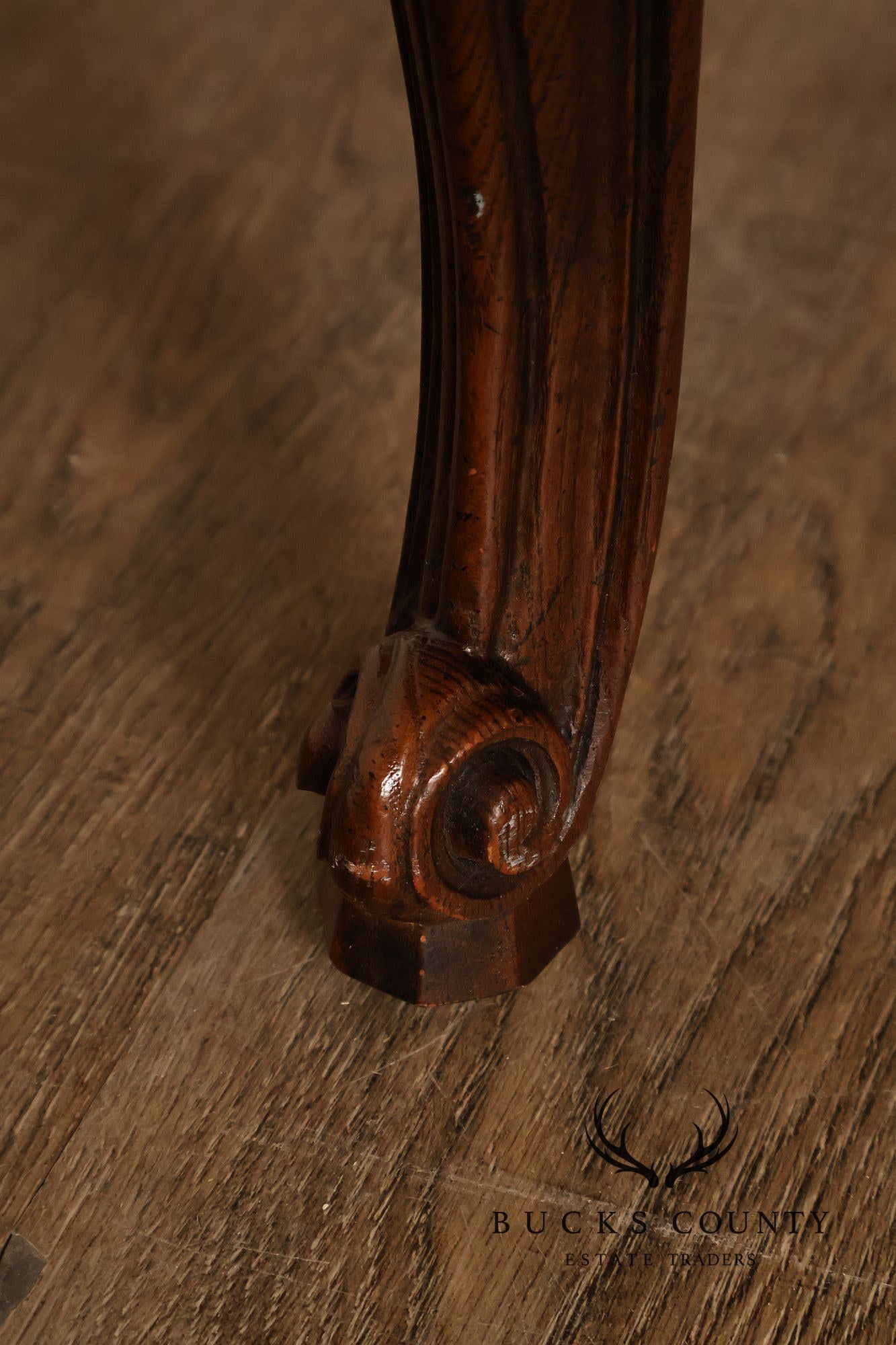 Henredon French Louis XV Style Oak Expanding Coffee Table