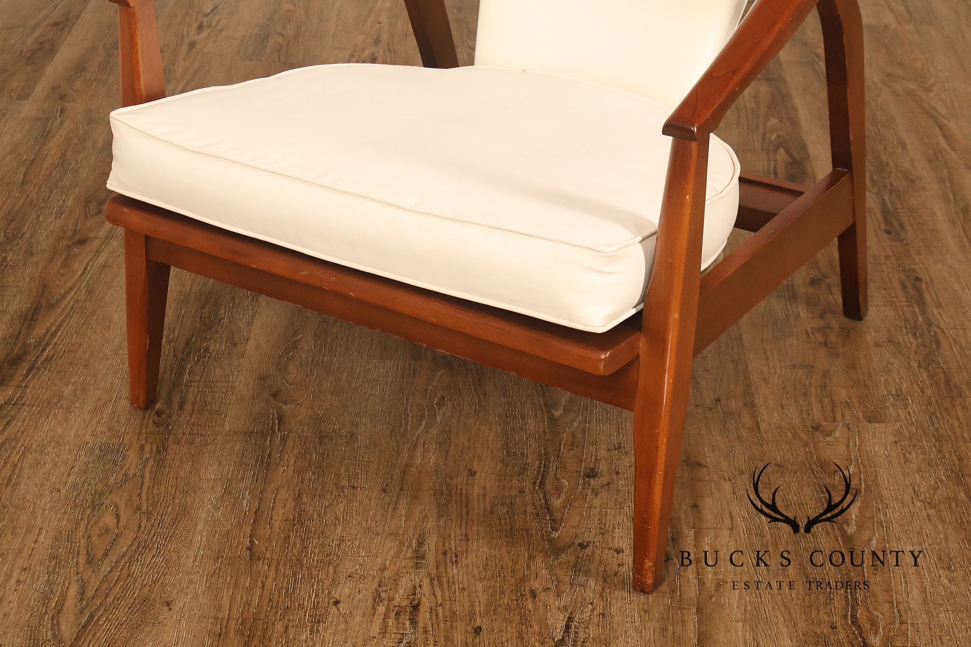 Home Chair Co. Danish Modern Style Curved Back Lounge Chair