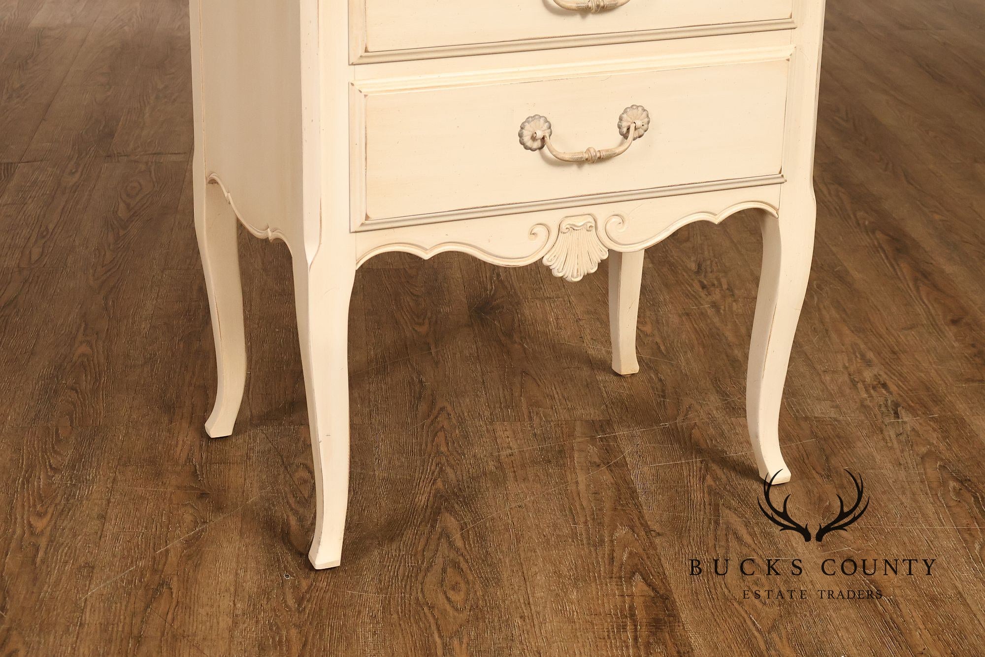 Ethan Allen French Country Style Pair of Painted Nightstands