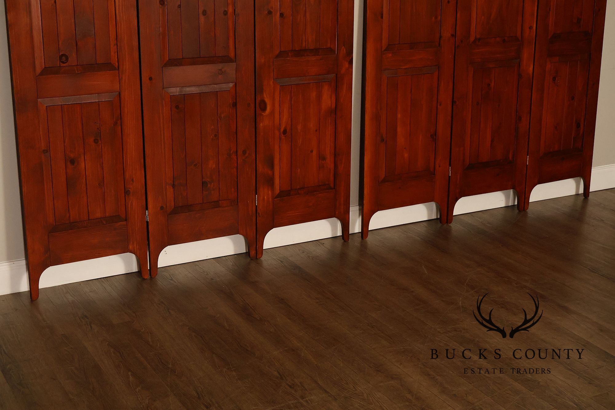 Rustic Colonial Style Pair of Pine Folding Dressing Screens
