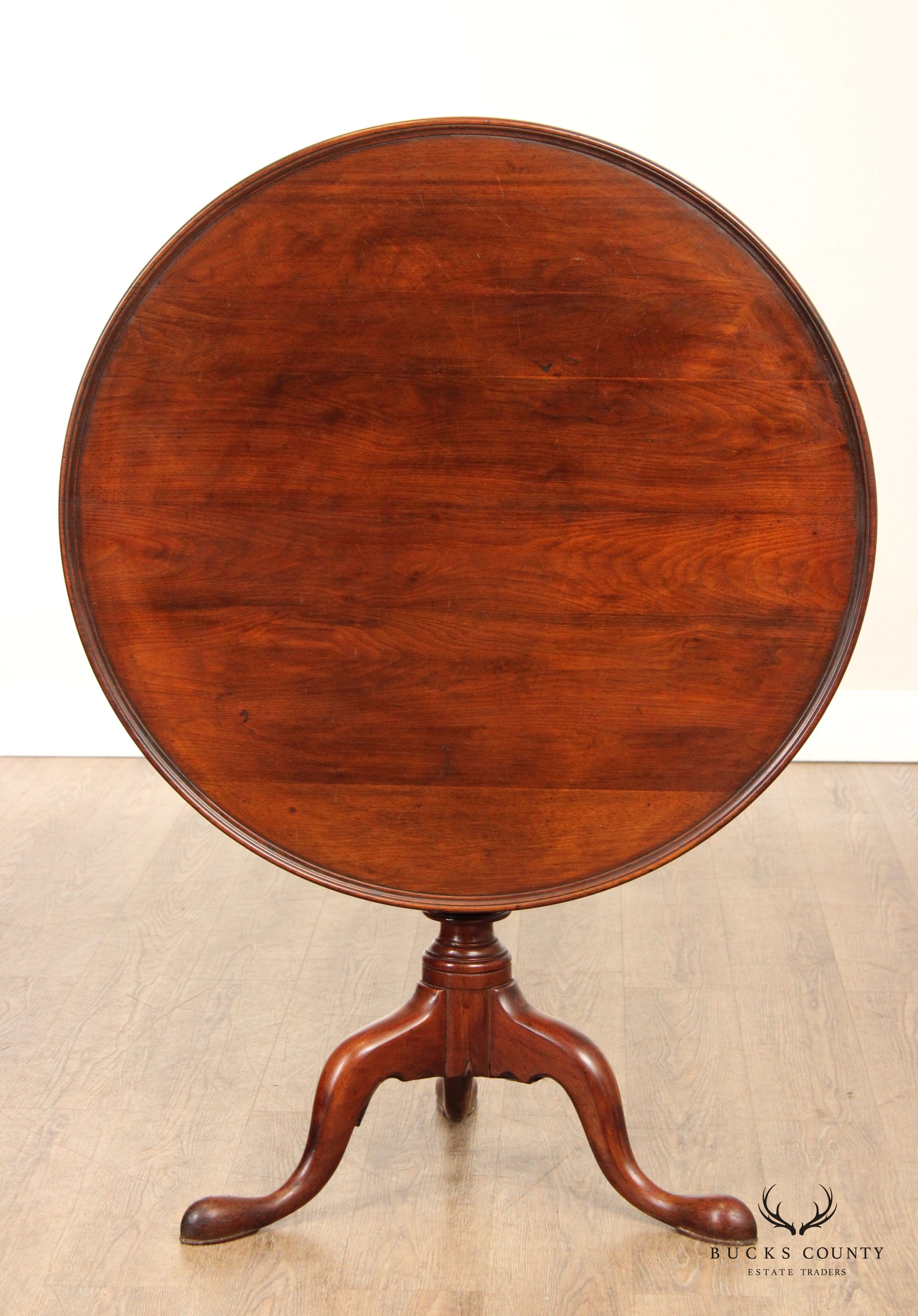 Antique Queen Anne Style Solid Mahogany Round Tilt-Top Table